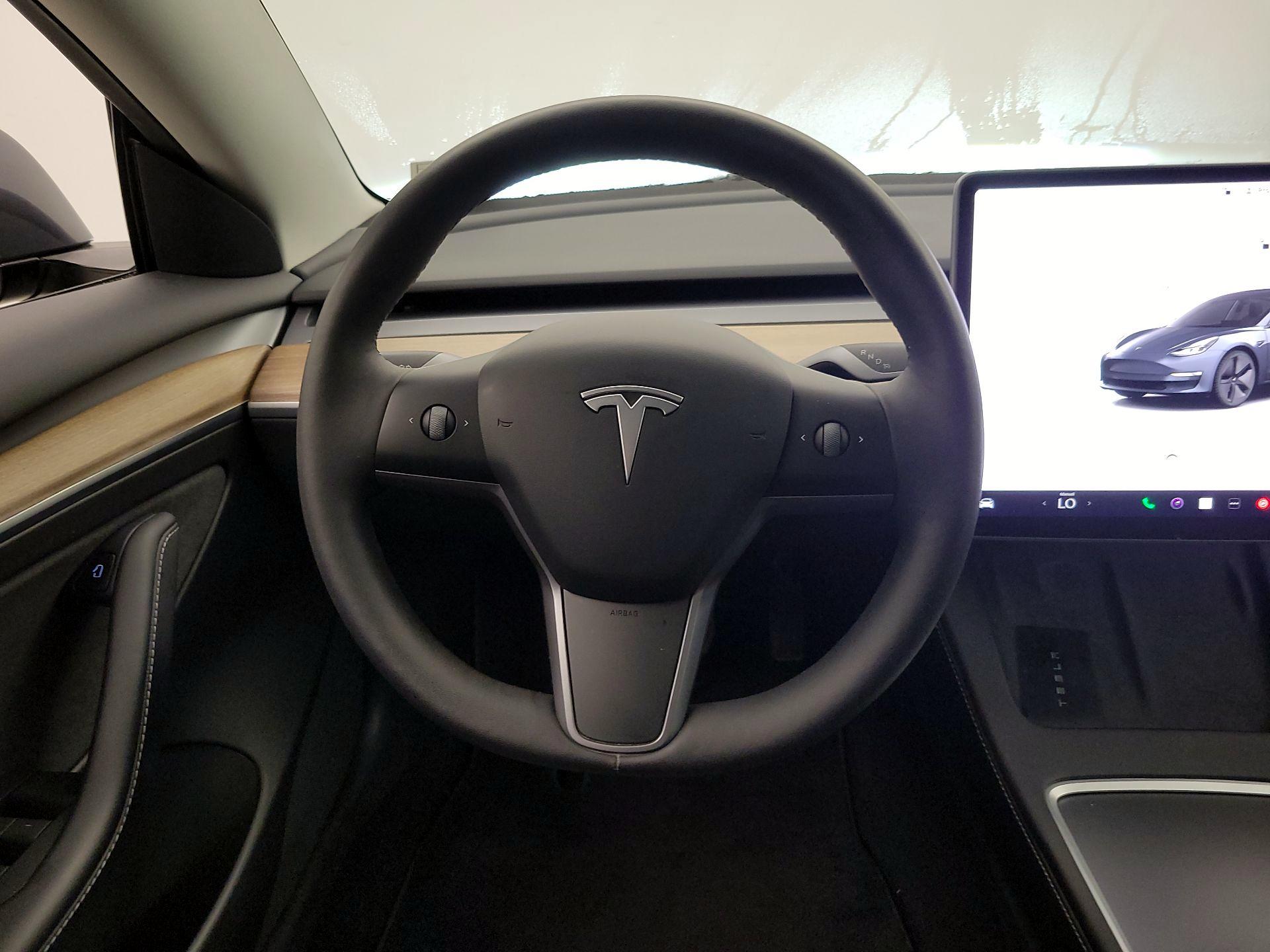 Thumbnail: 2022 Tesla Model 3 - 10