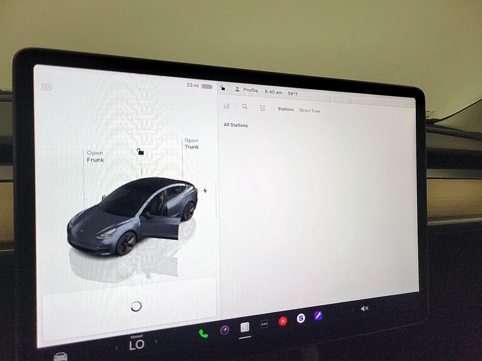 Thumbnail: 2022 Tesla Model 3 - 15