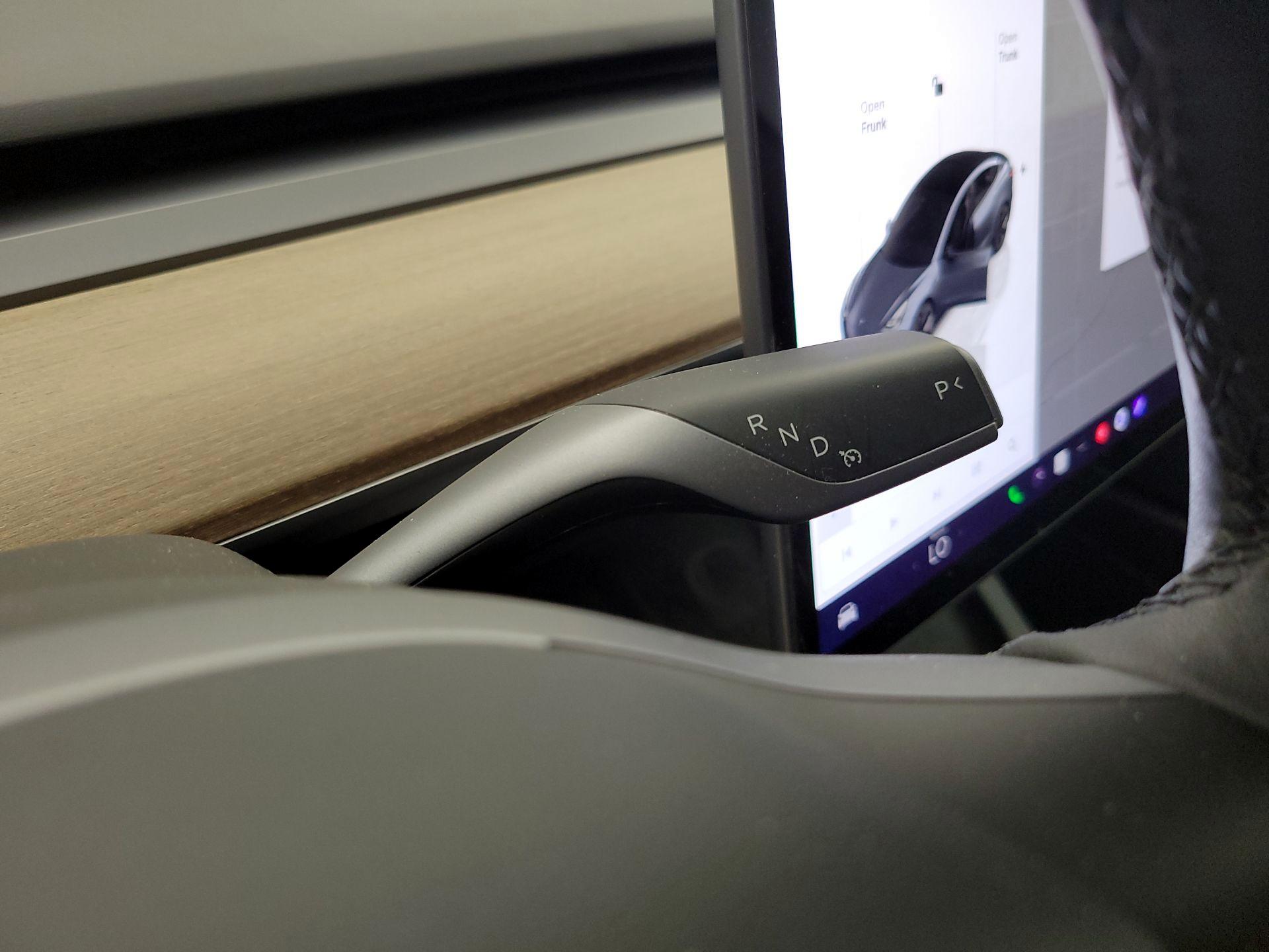 Thumbnail: 2022 Tesla Model 3 - 17