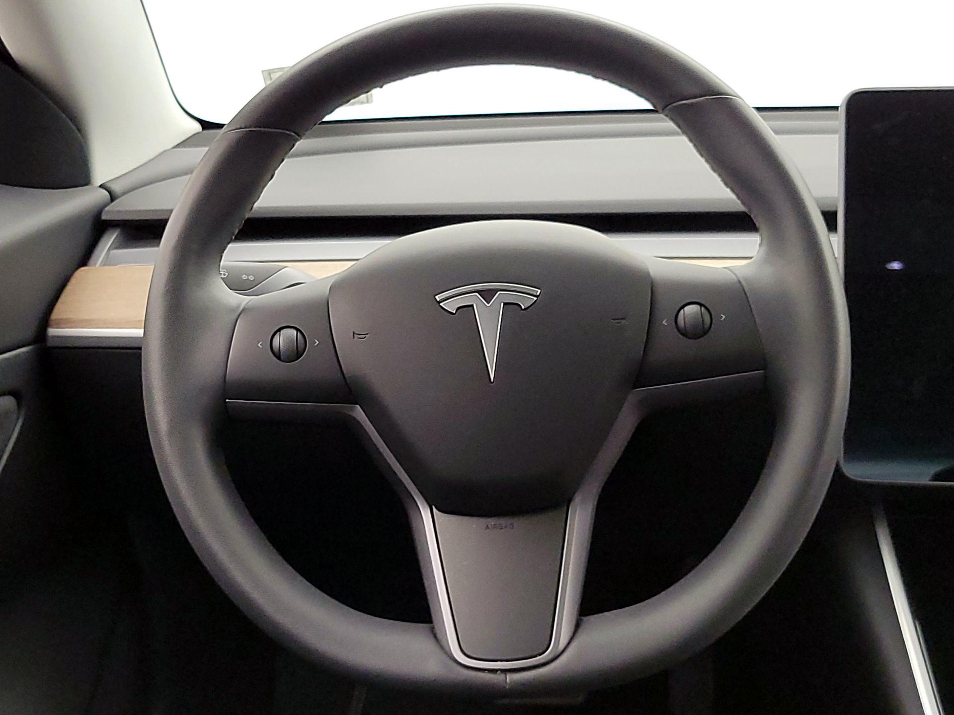 Thumbnail: 2020 Tesla Model 3 - 10