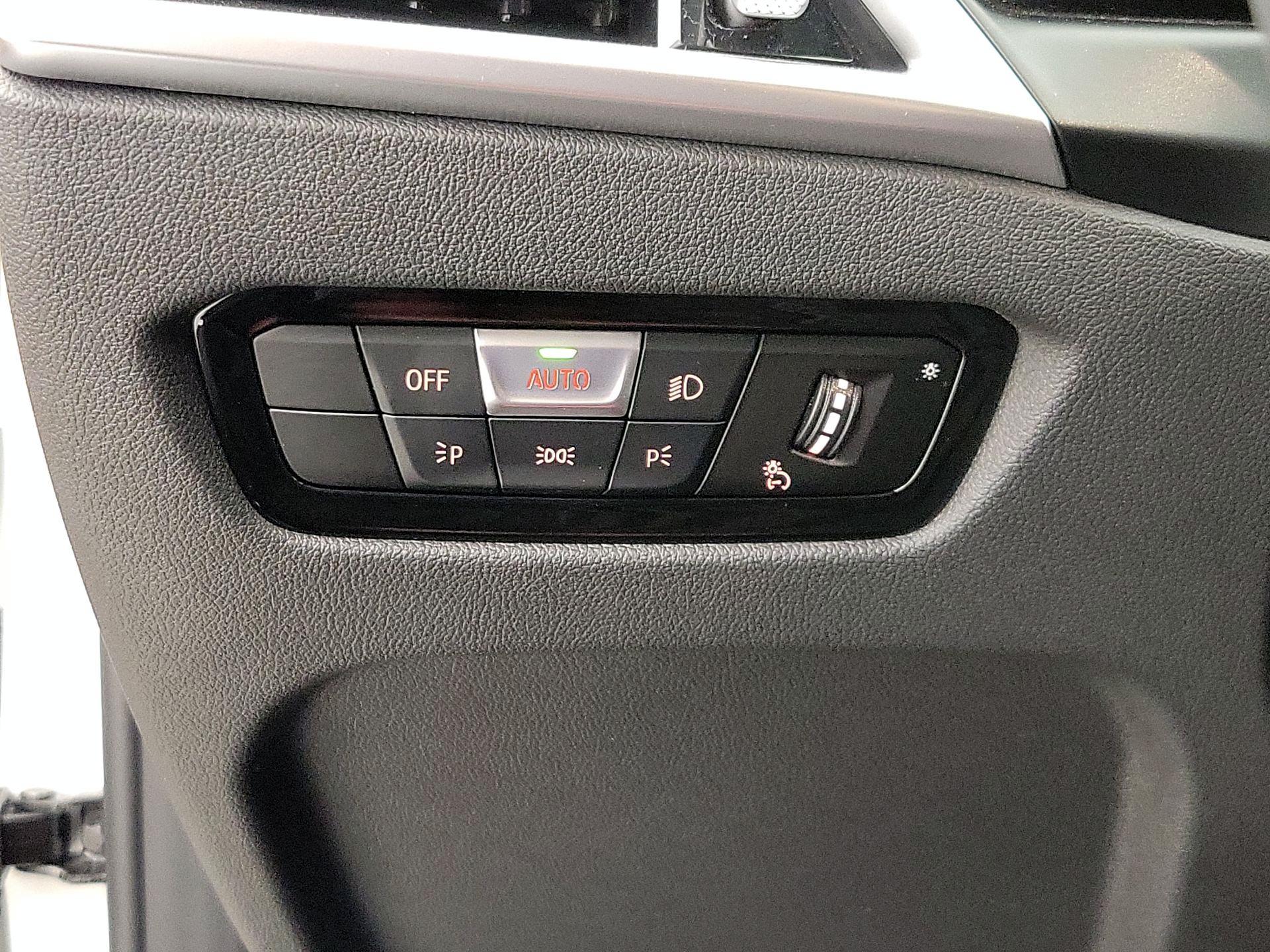 Thumbnail: 2025 BMW 4 Series - 13