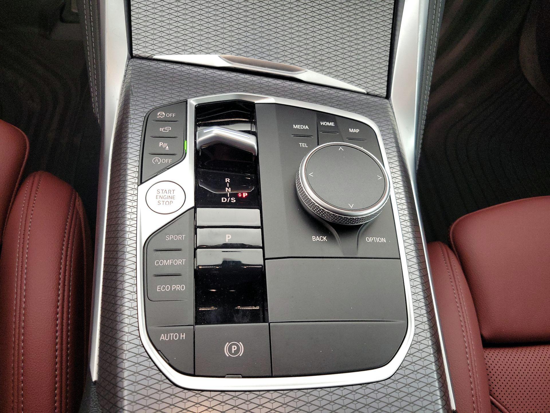 Thumbnail: 2025 BMW 4 Series - 18