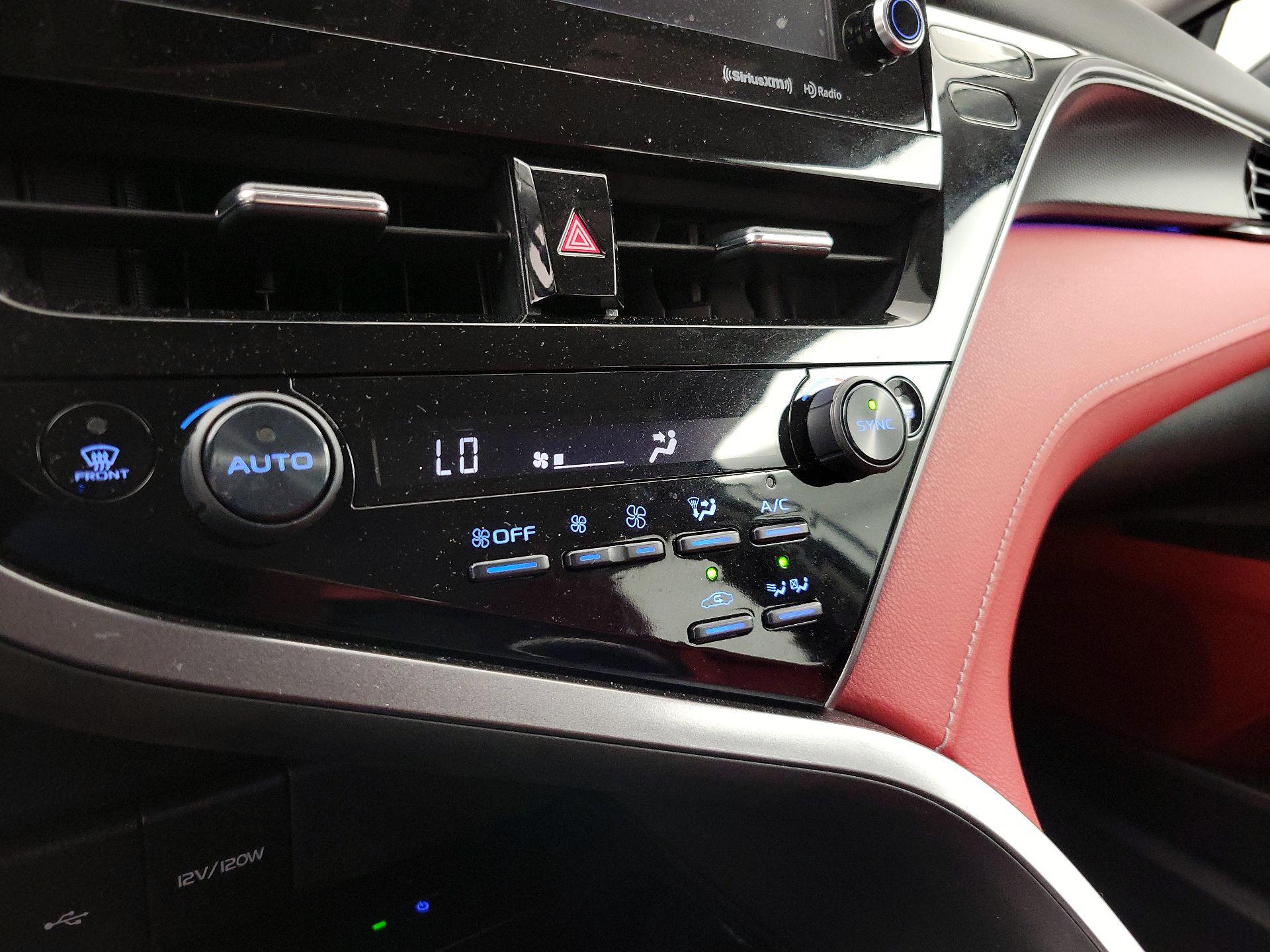 Thumbnail: 2022 Toyota Camry - 17