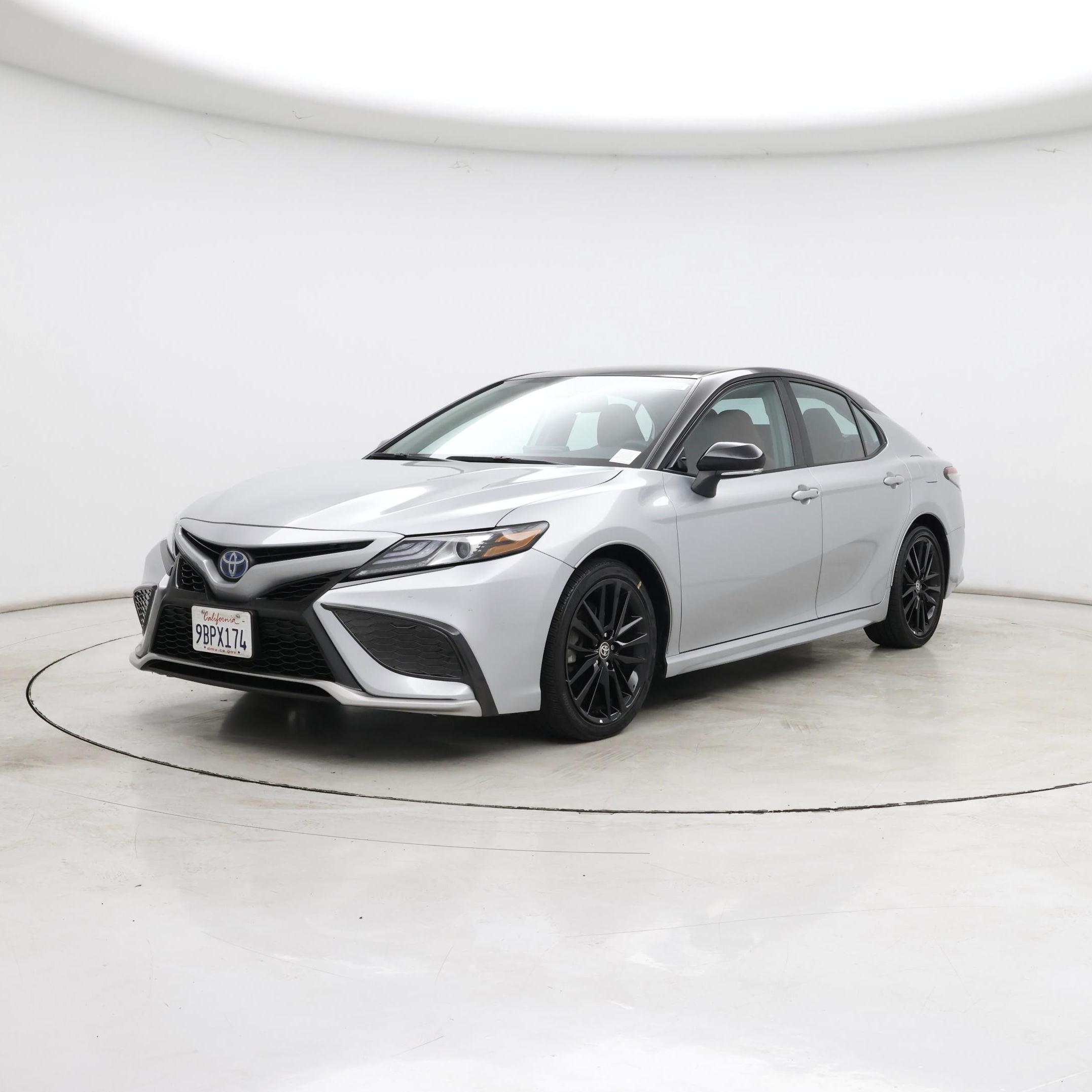 Thumbnail: 2022 Toyota Camry - 4