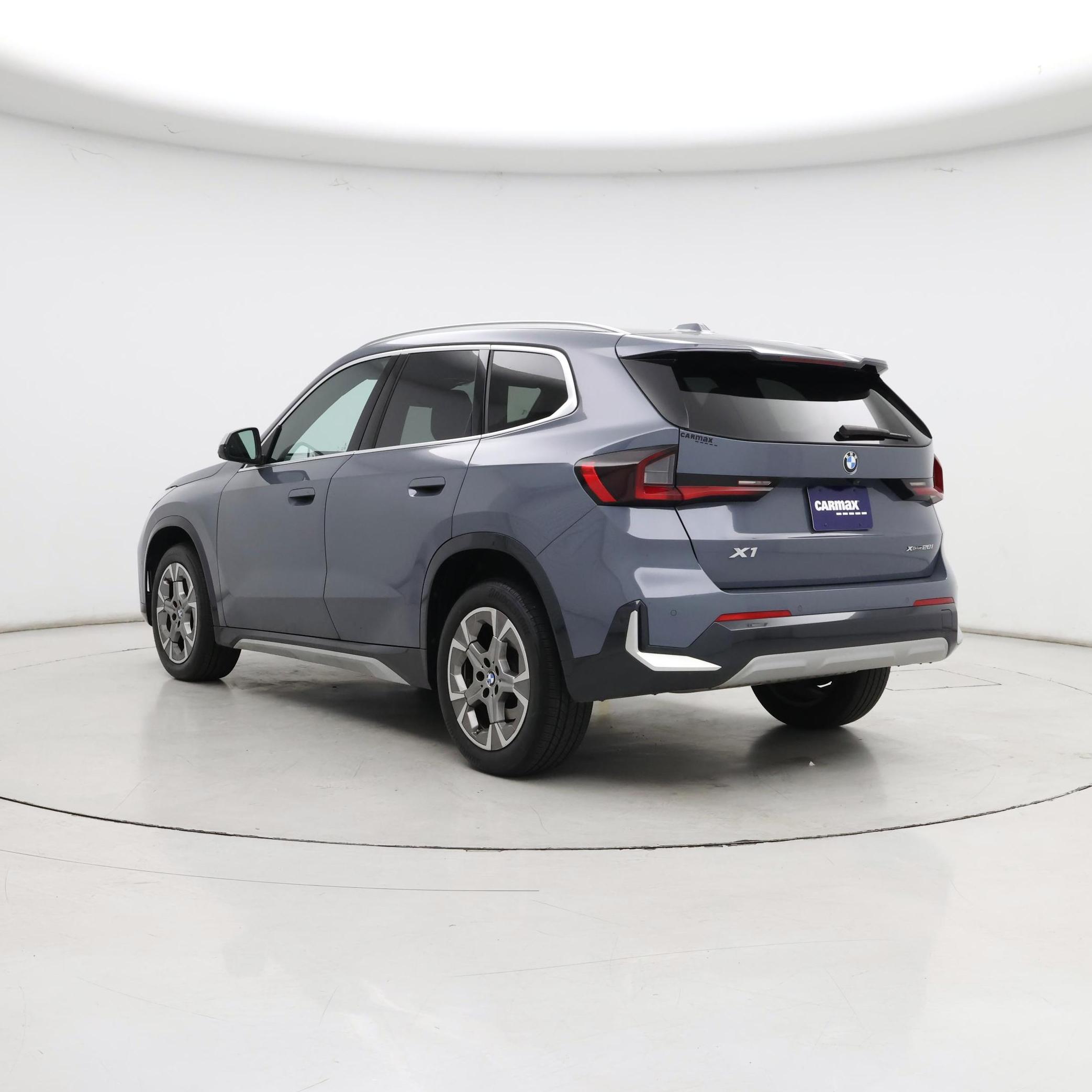 Thumbnail: 2023 BMW X1 - 2