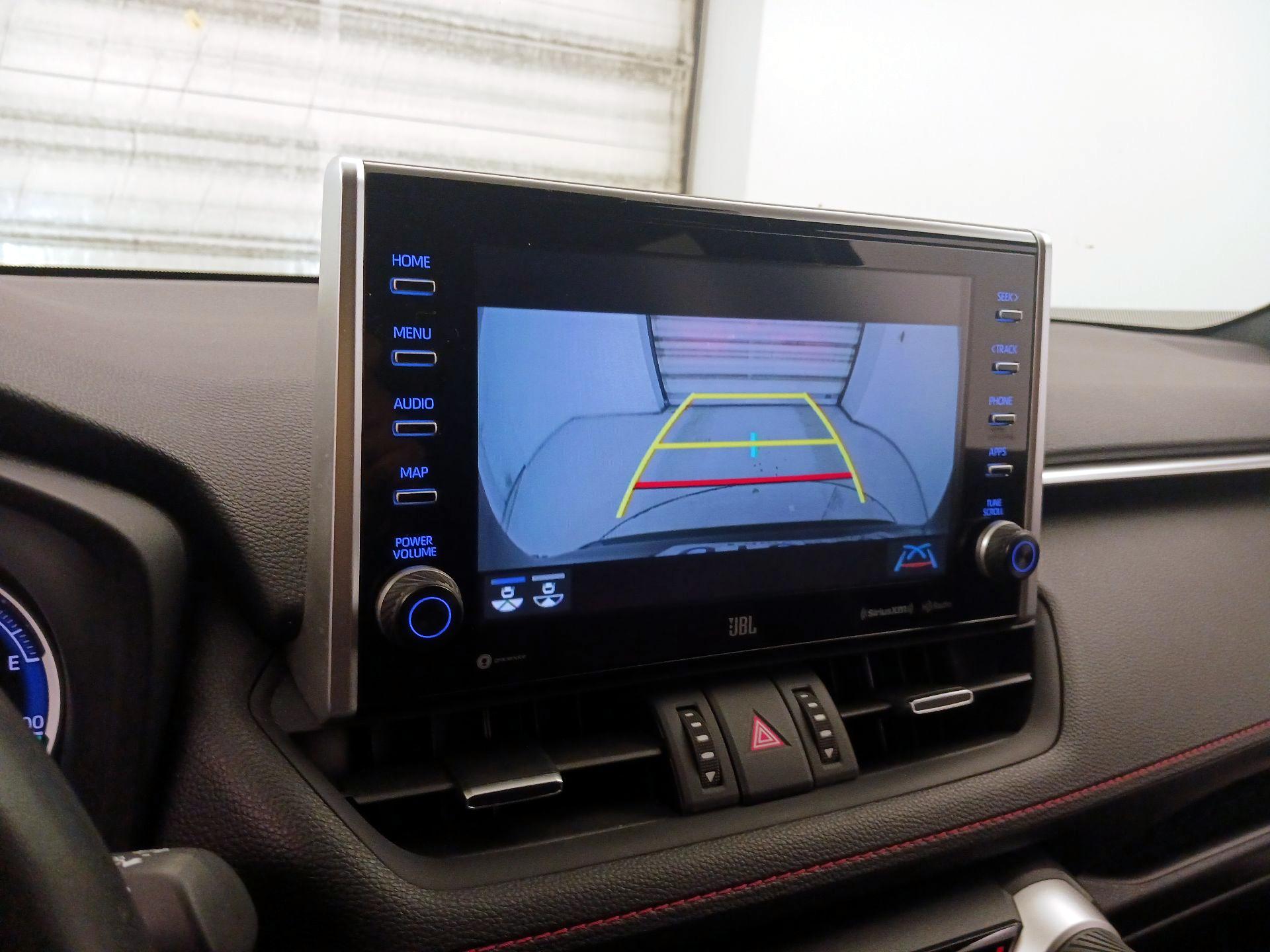 Thumbnail: 2021 Toyota RAV4 - 15