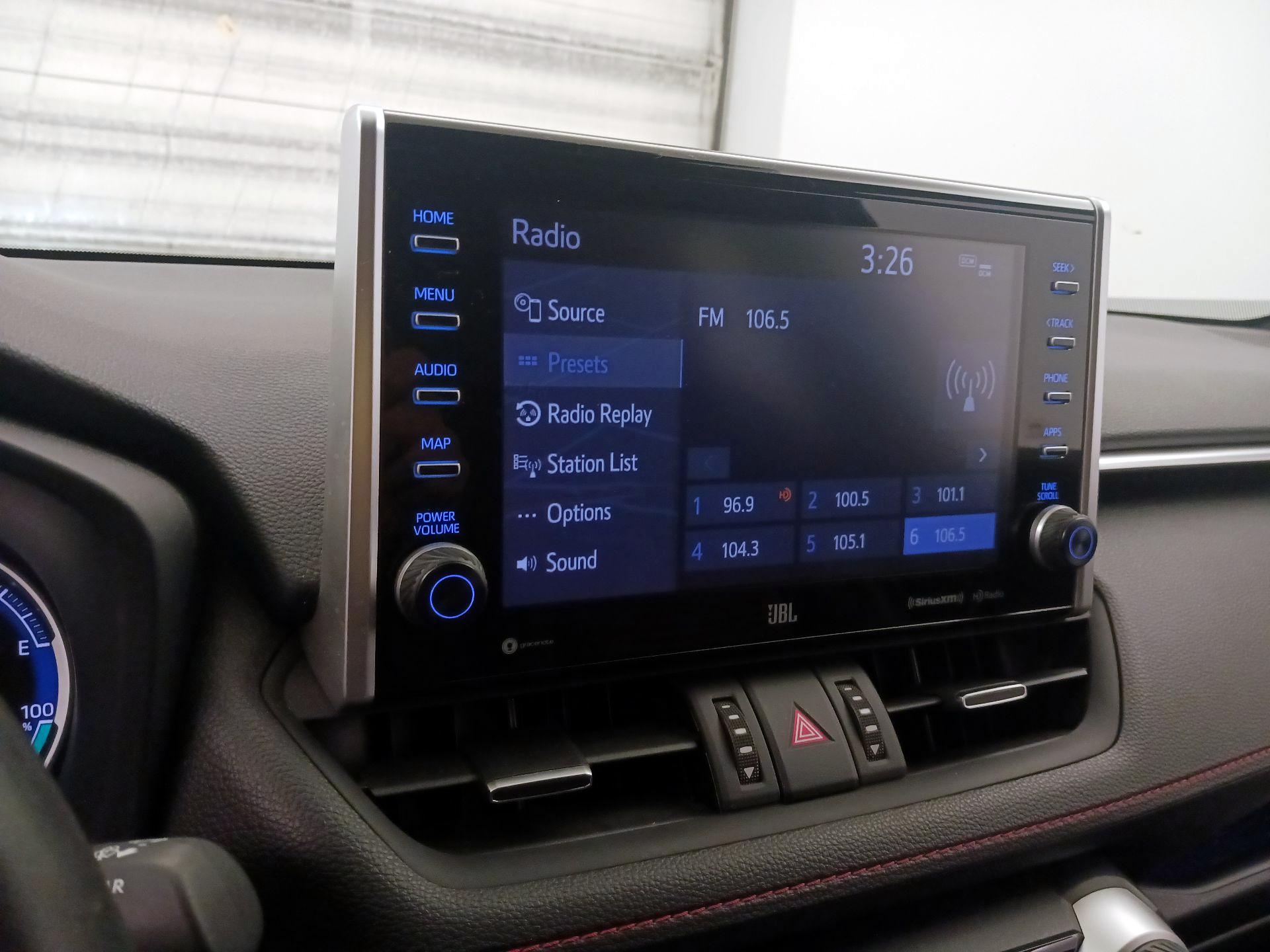 Thumbnail: 2021 Toyota RAV4 - 16