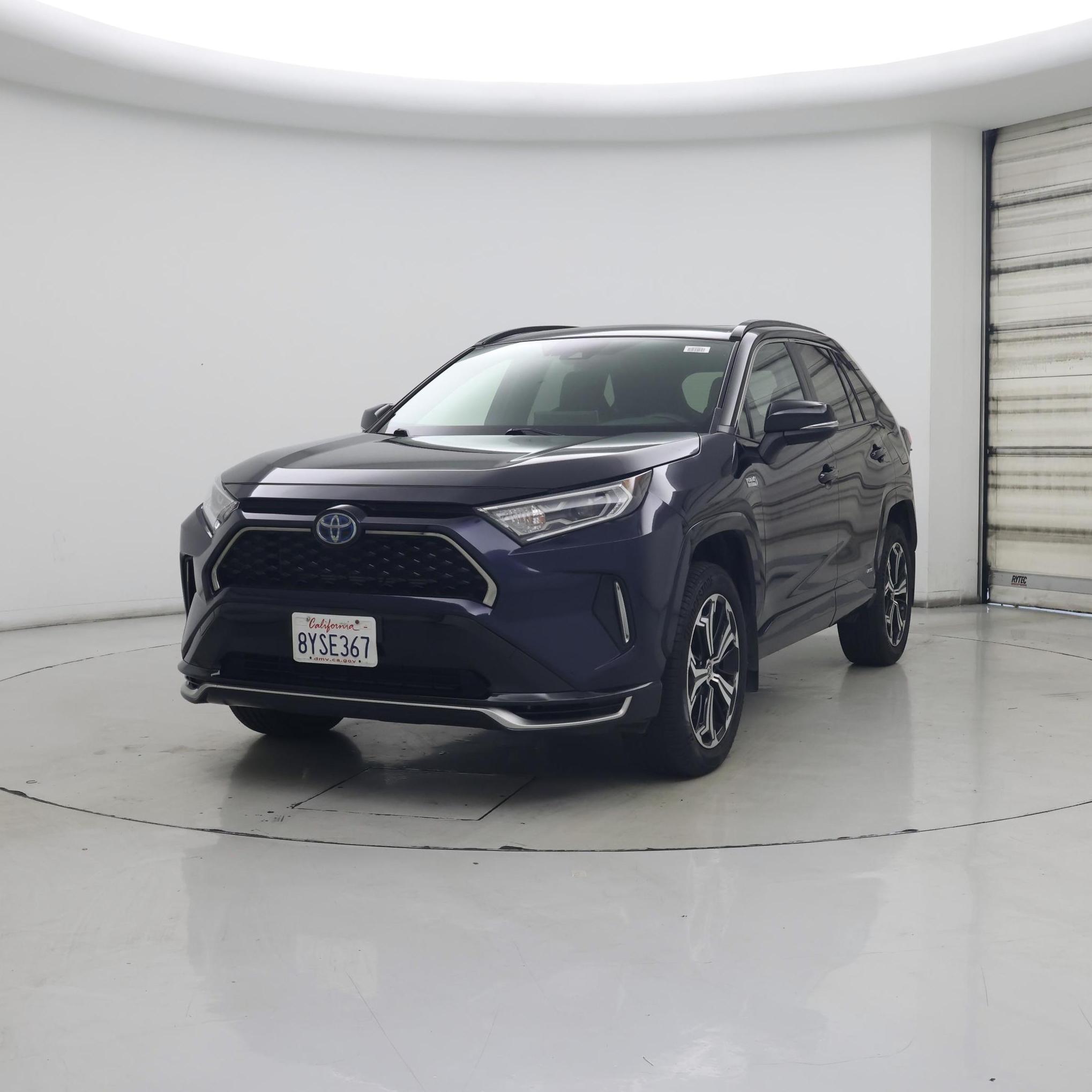Thumbnail: 2021 Toyota RAV4 - 4