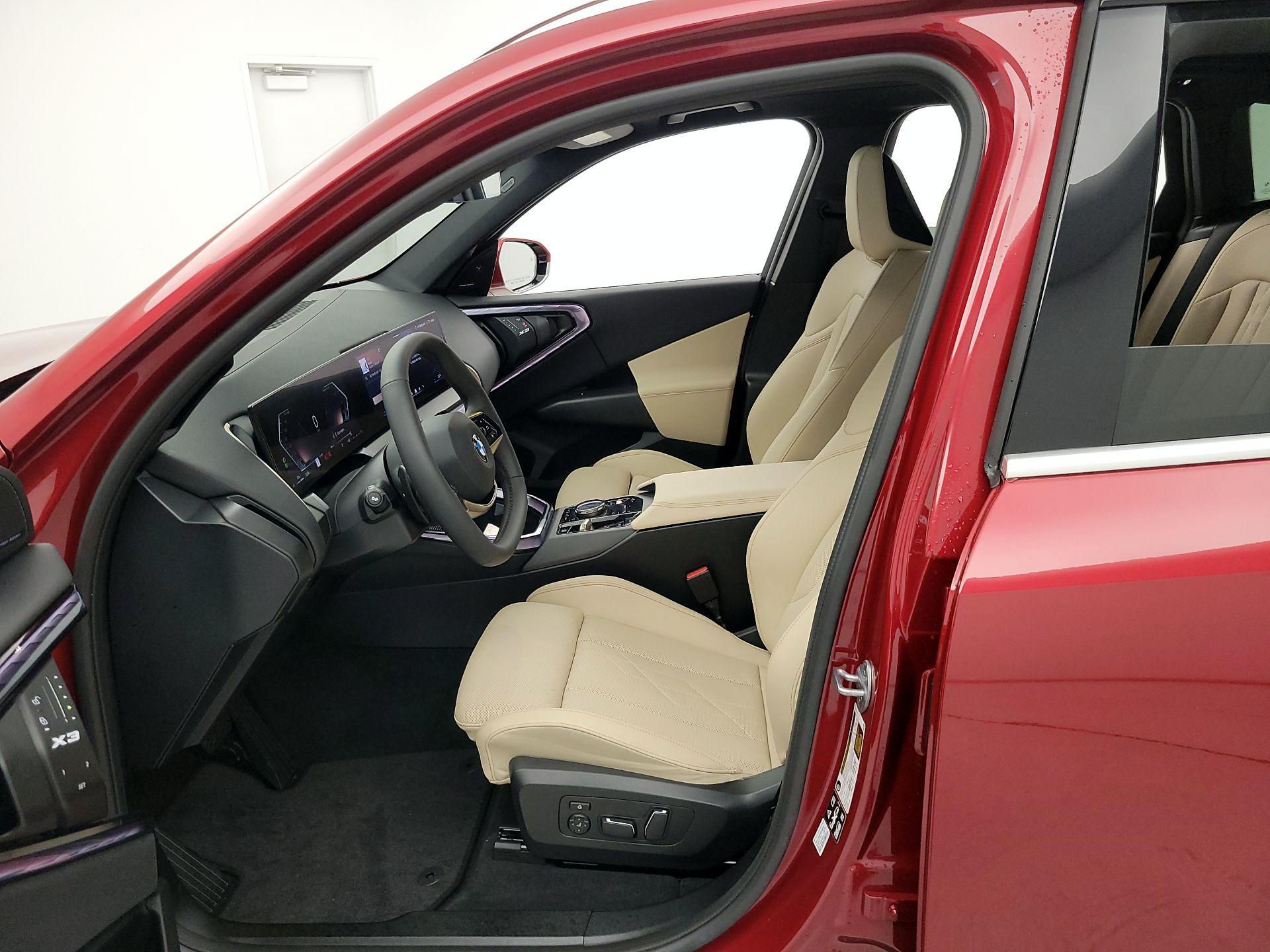 Thumbnail: 2025 BMW X3 - 11