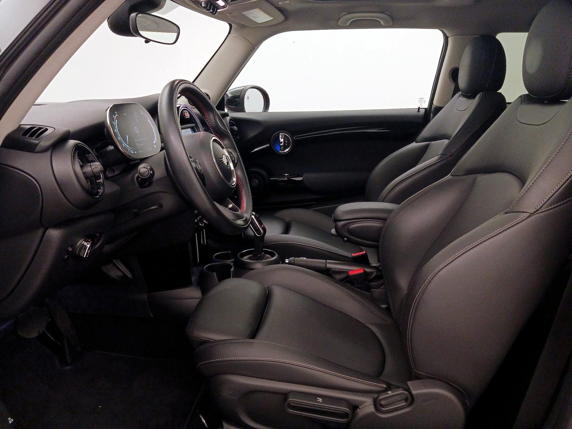 Thumbnail: 2021 MINI Cooper Hardtop - 11