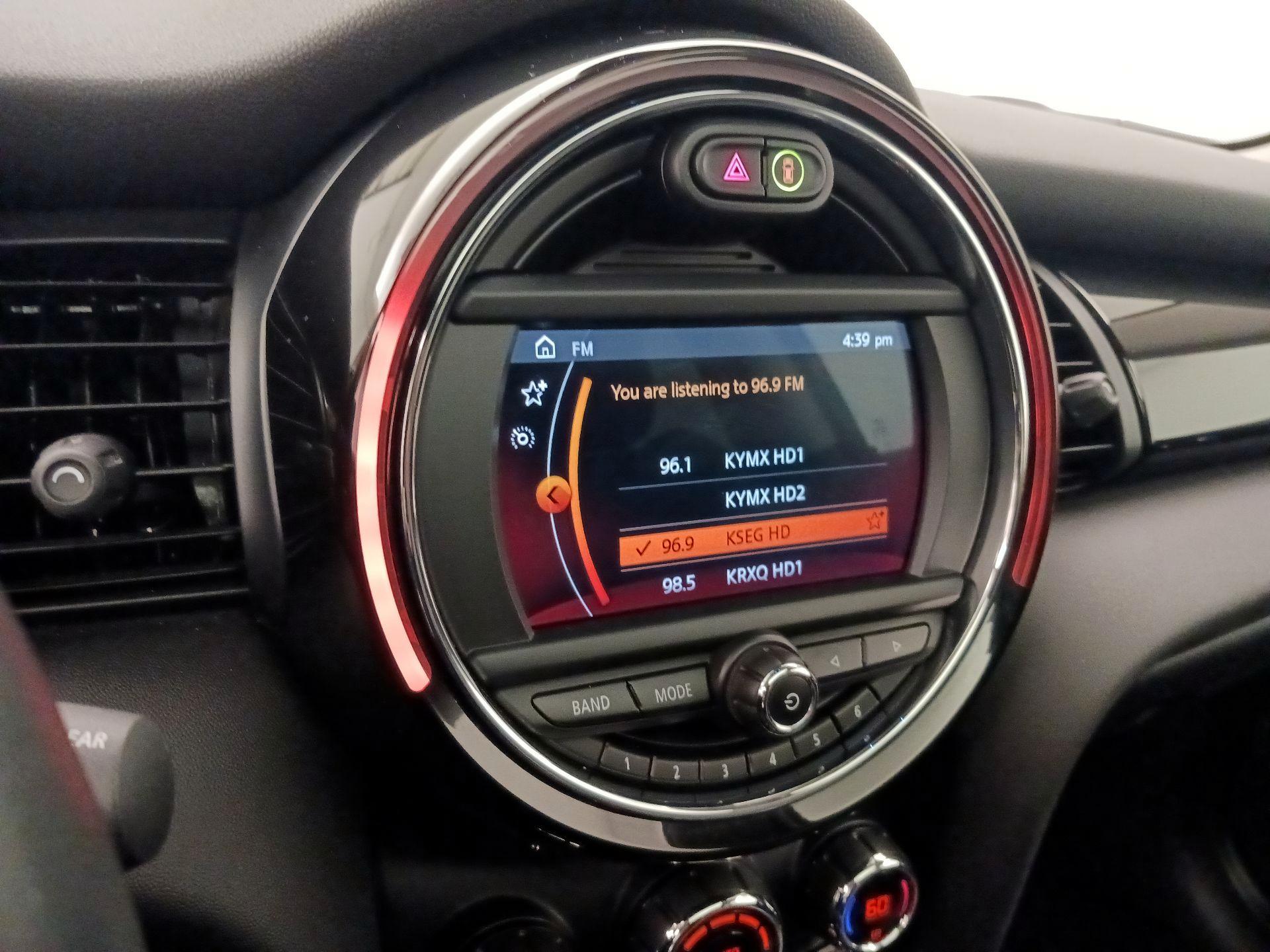 Thumbnail: 2021 MINI Cooper Hardtop - 16