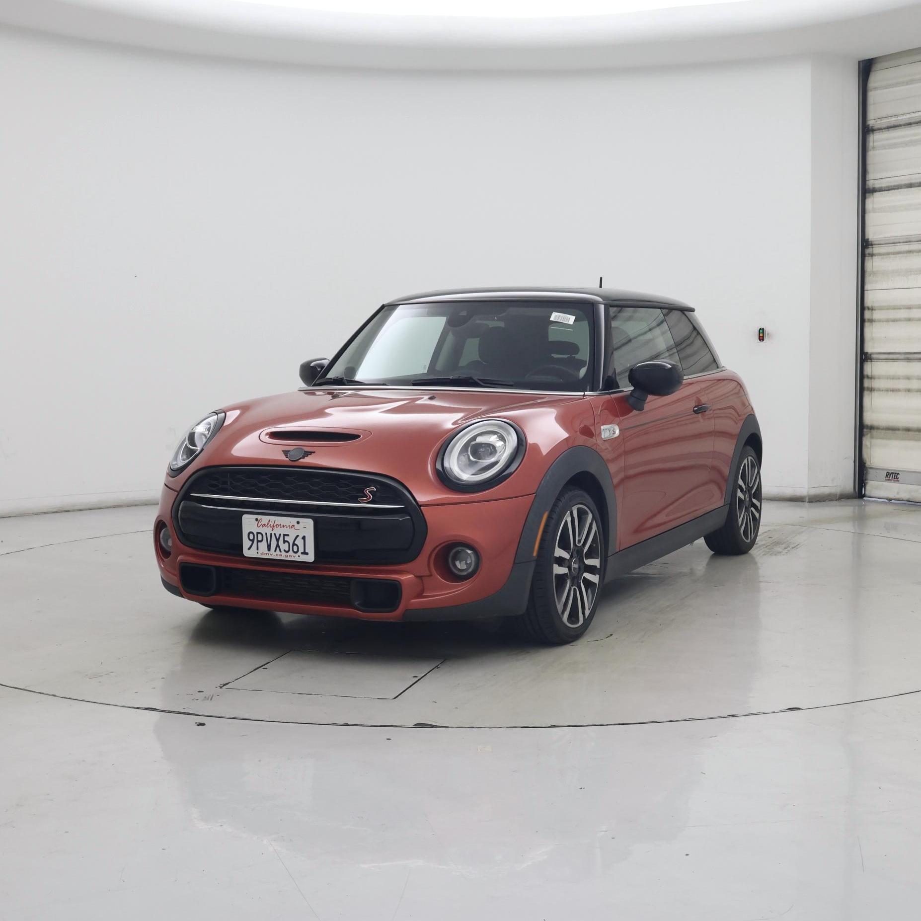 Thumbnail: 2021 MINI Cooper Hardtop - 4