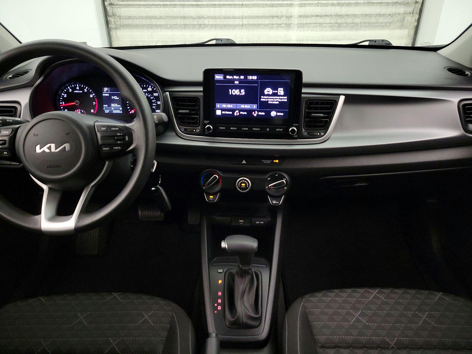 Thumbnail: 2023 Kia Rio - 9