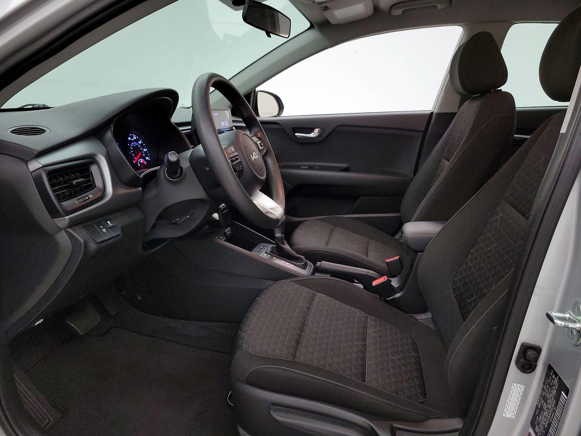 Thumbnail: 2023 Kia Rio - 11