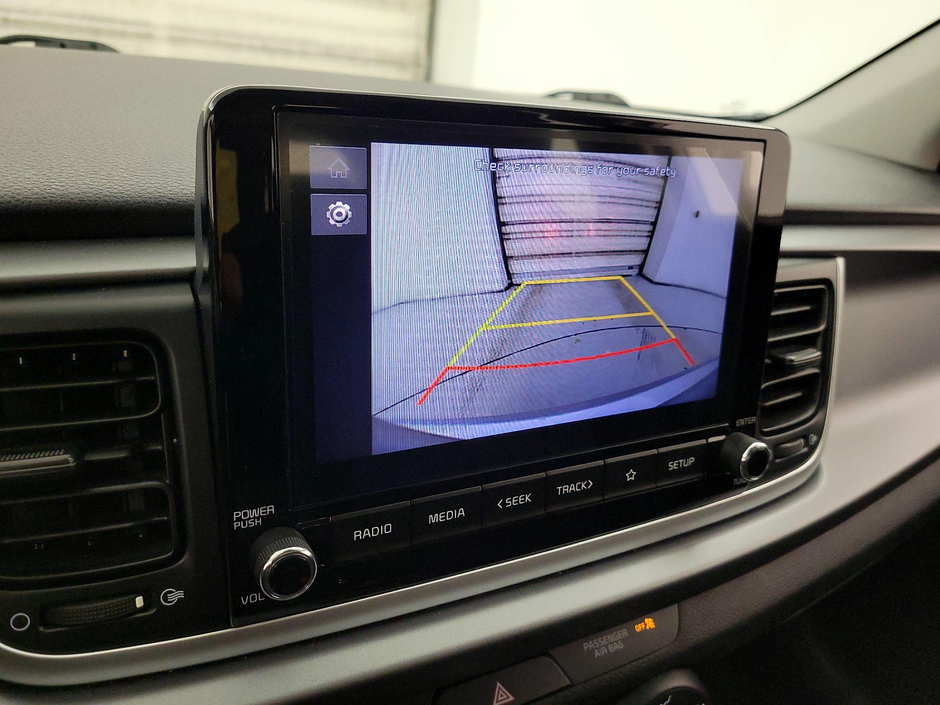 Thumbnail: 2023 Kia Rio - 14