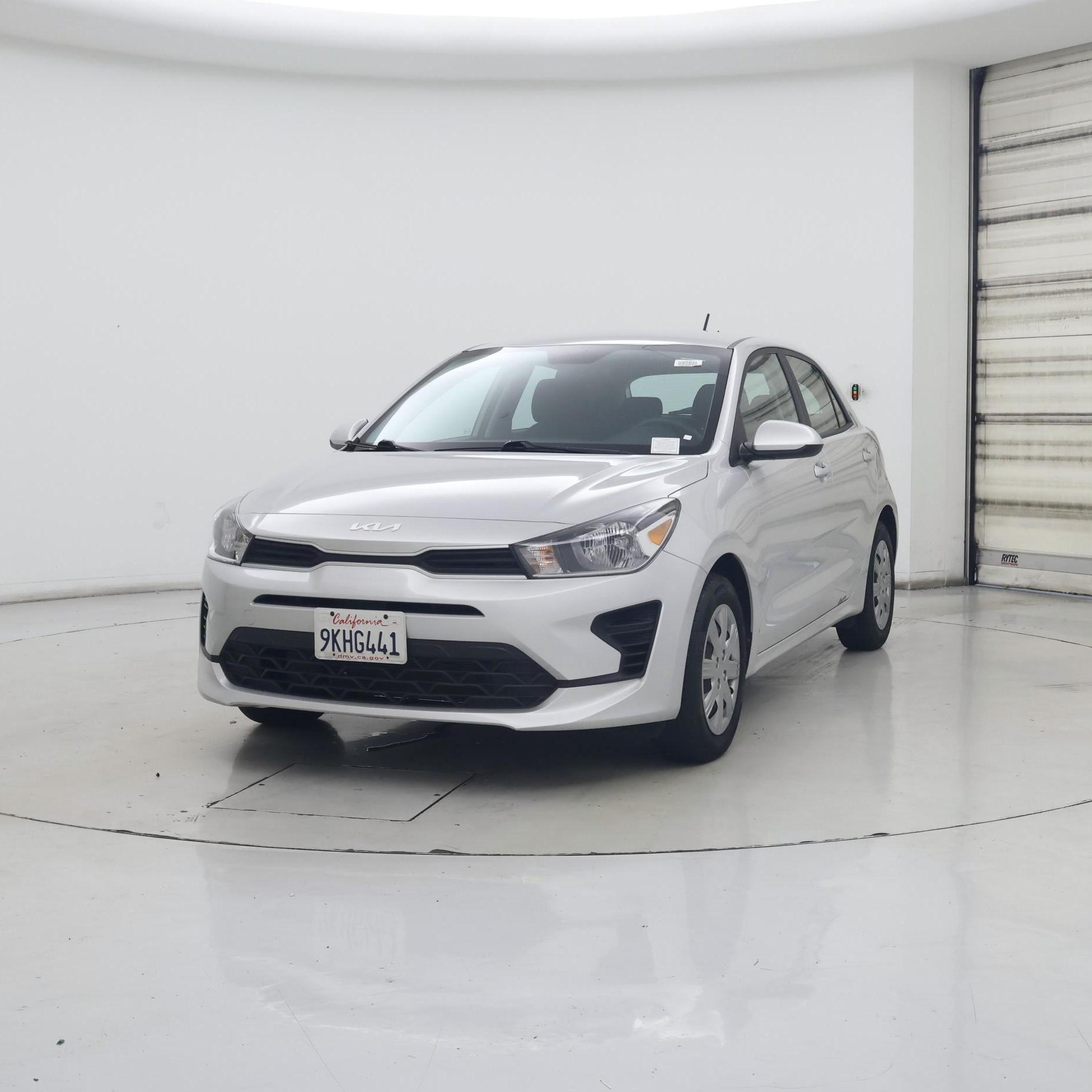 Thumbnail: 2023 Kia Rio - 4