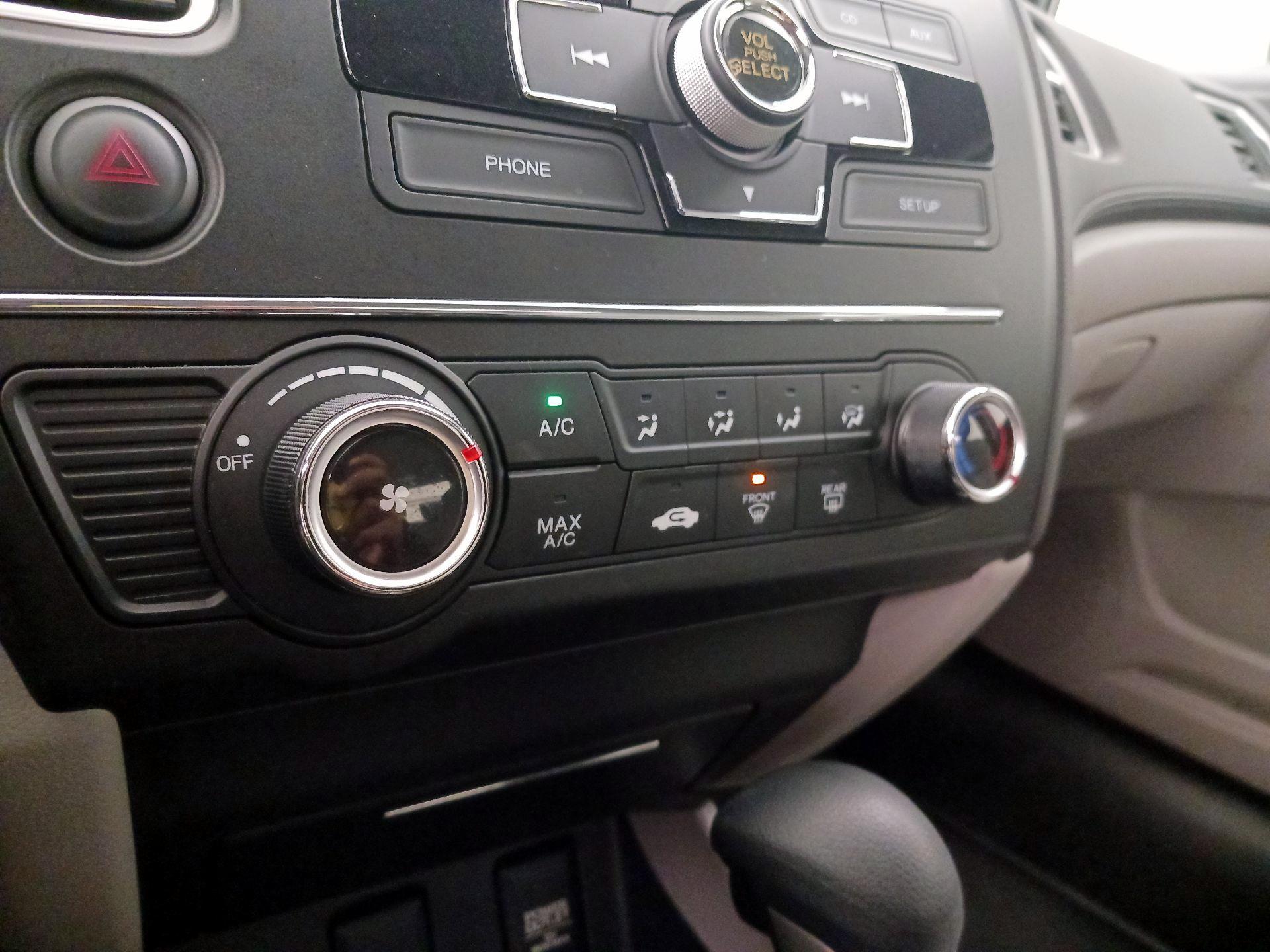 Thumbnail: 2015 Honda Civic - 16