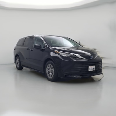 2023 Toyota Sienna Hybrid LE