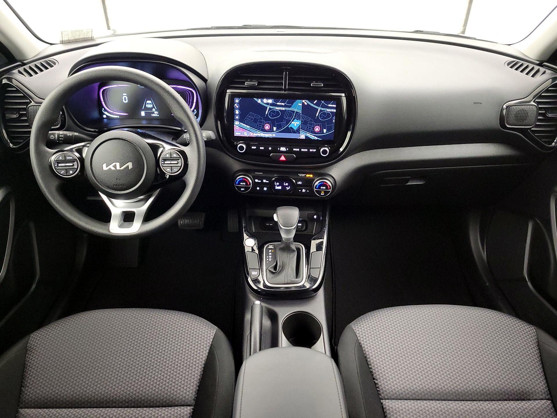 Thumbnail: 2023 Kia Soul - 9