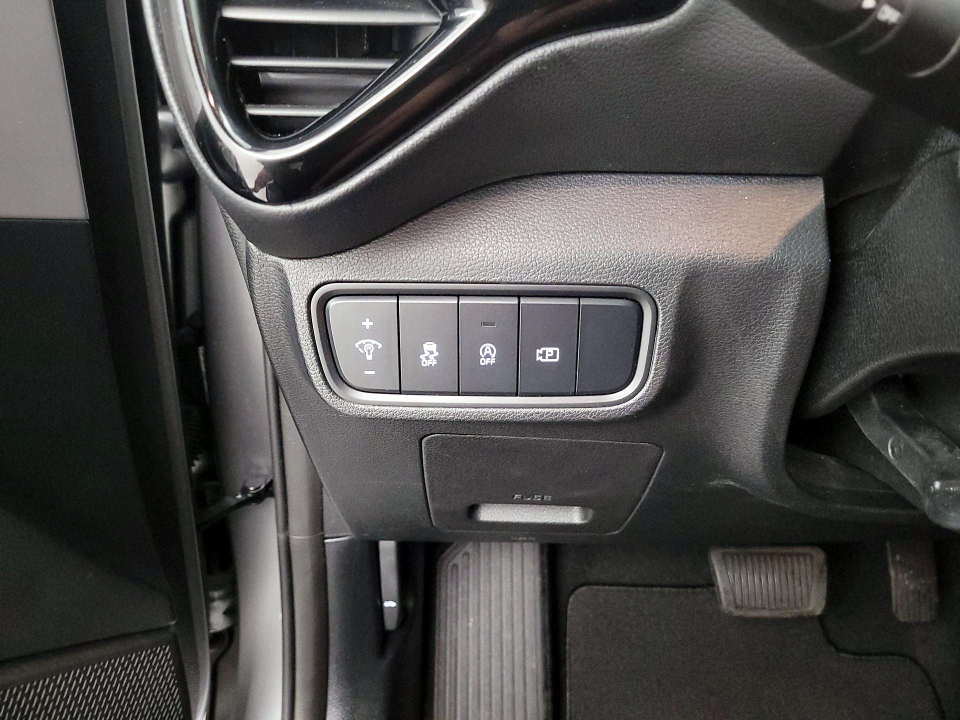 Thumbnail: 2023 Kia Soul - 13