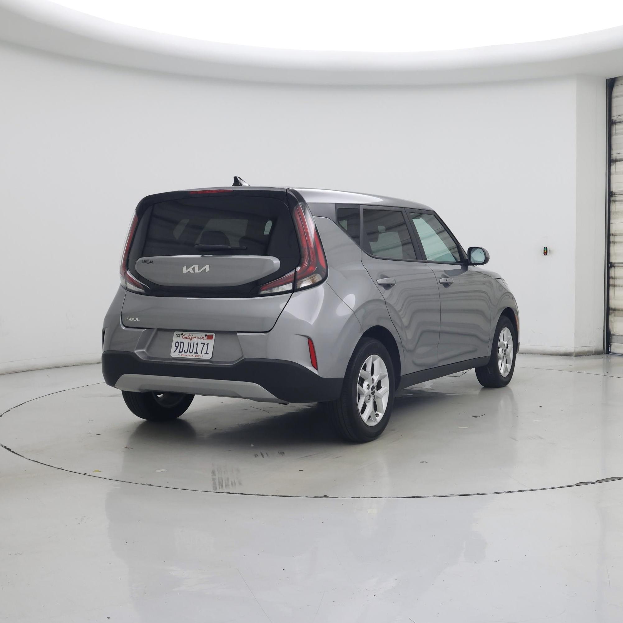 Thumbnail: 2023 Kia Soul - 8