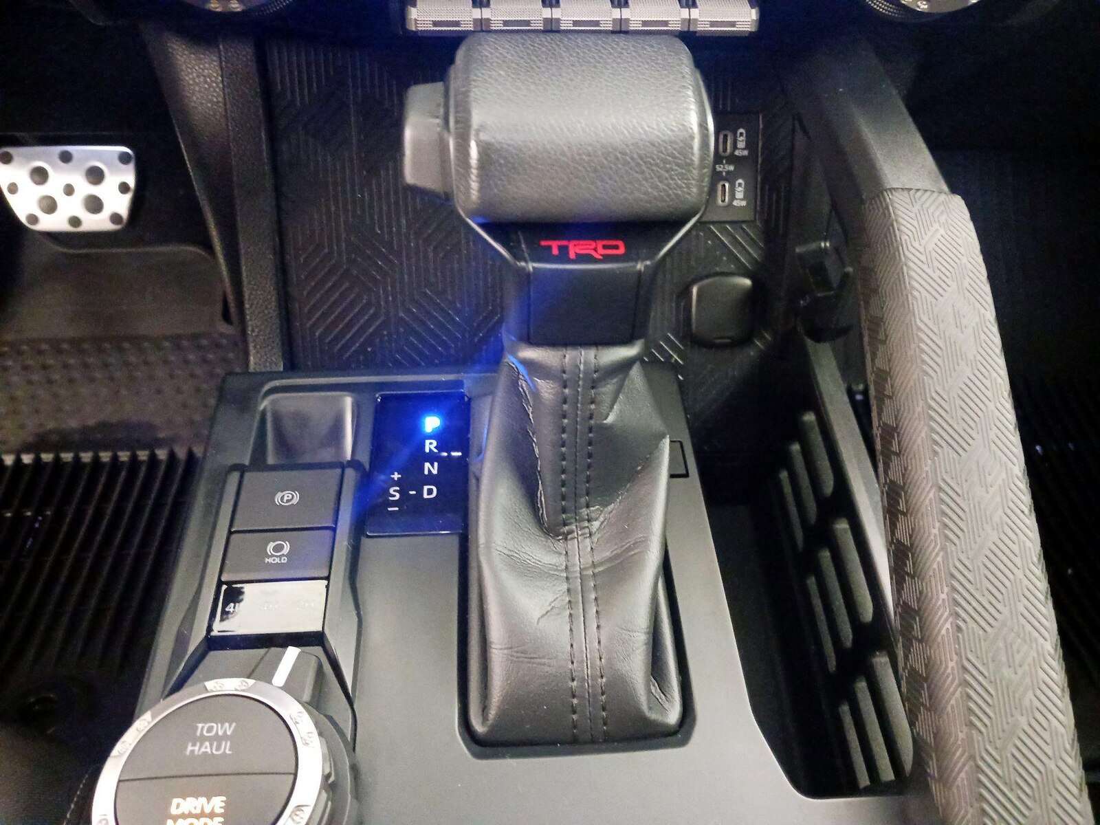 2024 Toyota Tacoma TRD Sport - Photo 18