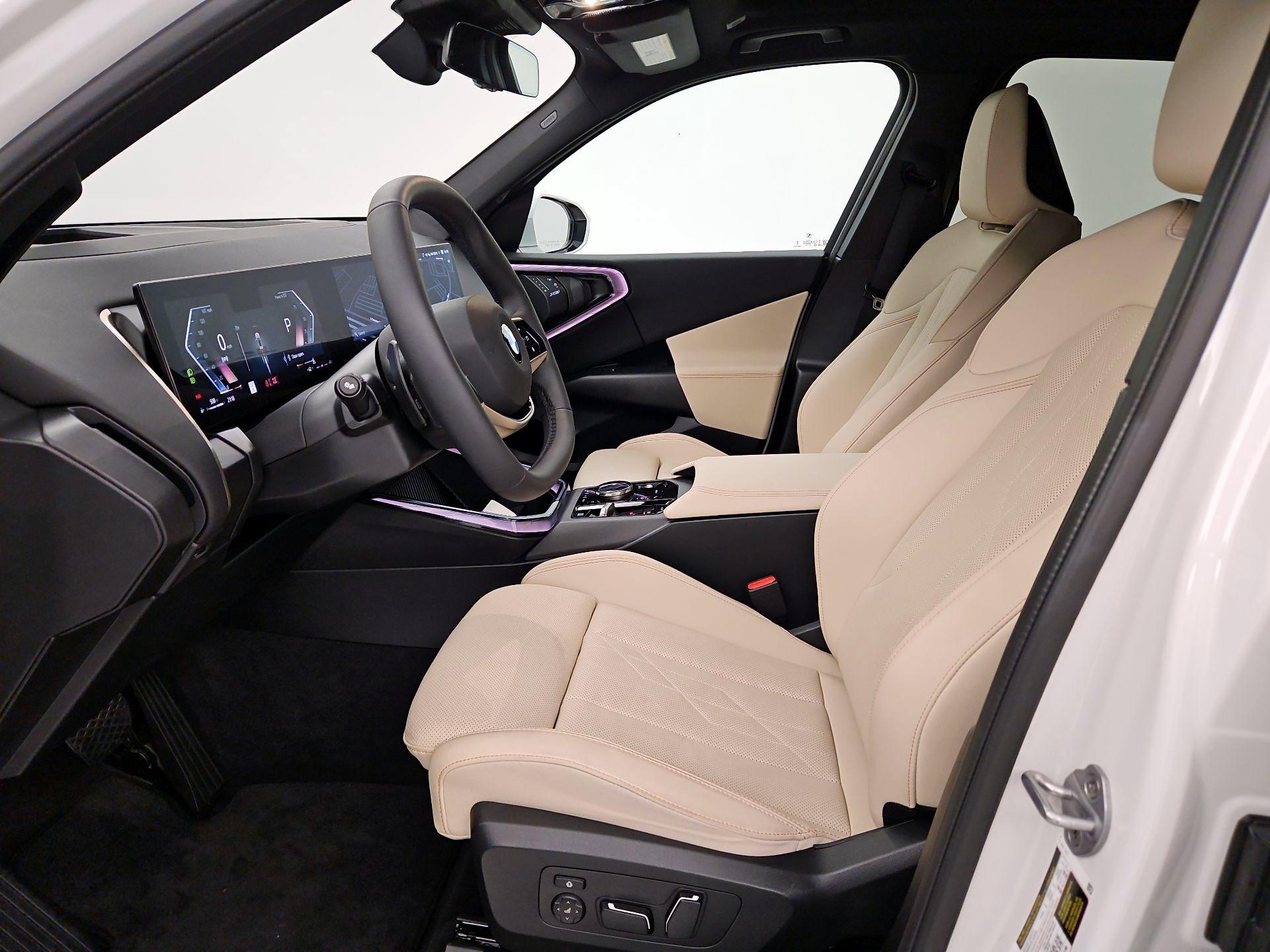 Thumbnail: 2025 BMW X3 - 11