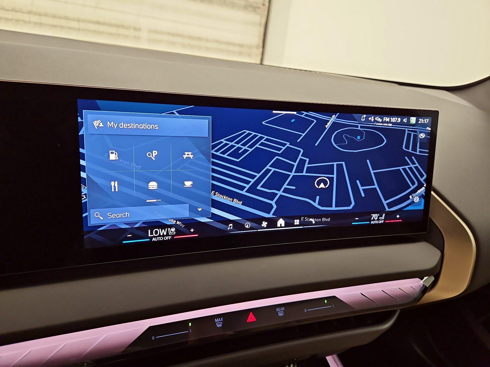 Thumbnail: 2025 BMW X3 - 13