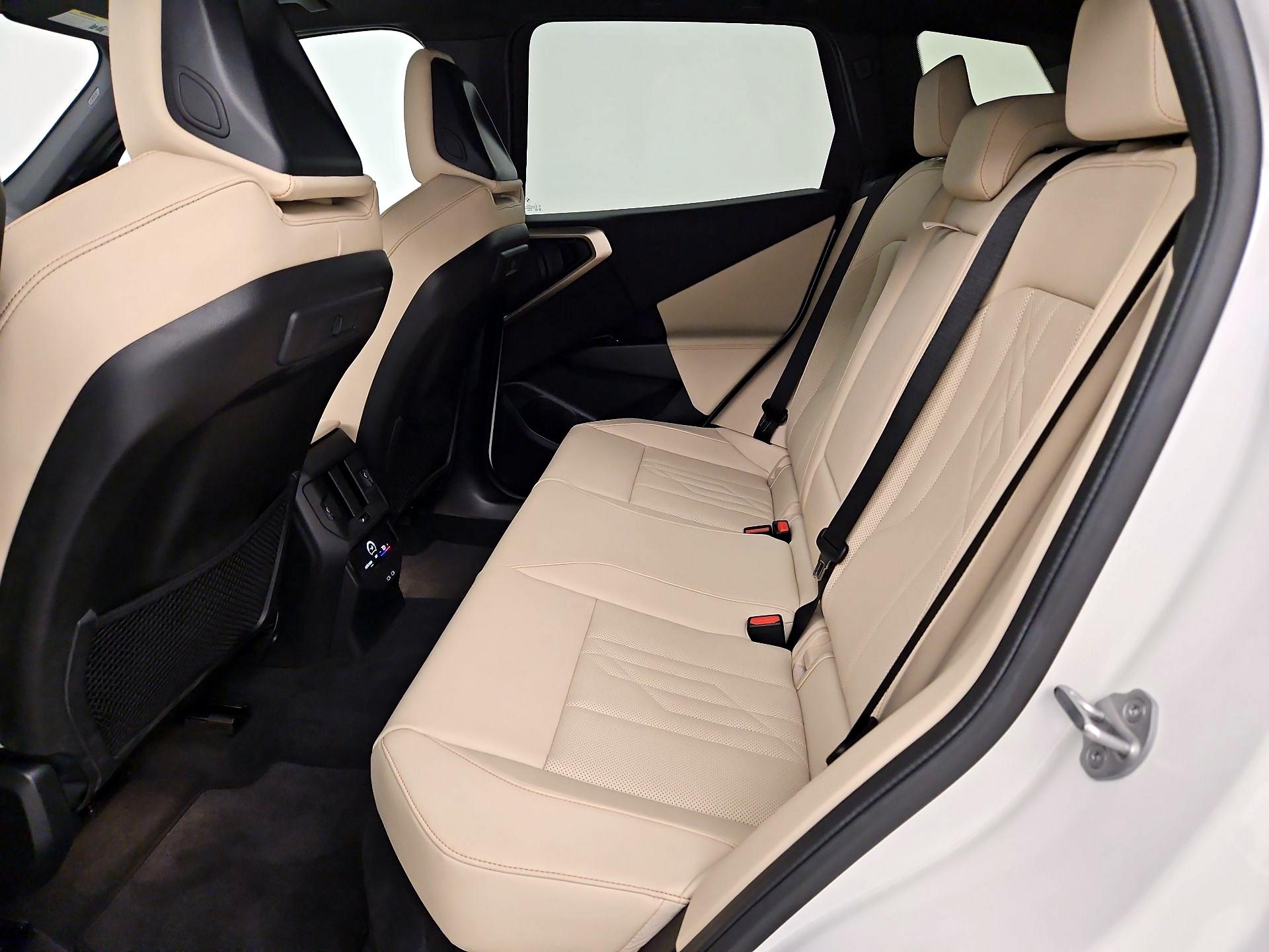 Thumbnail: 2025 BMW X3 - 19