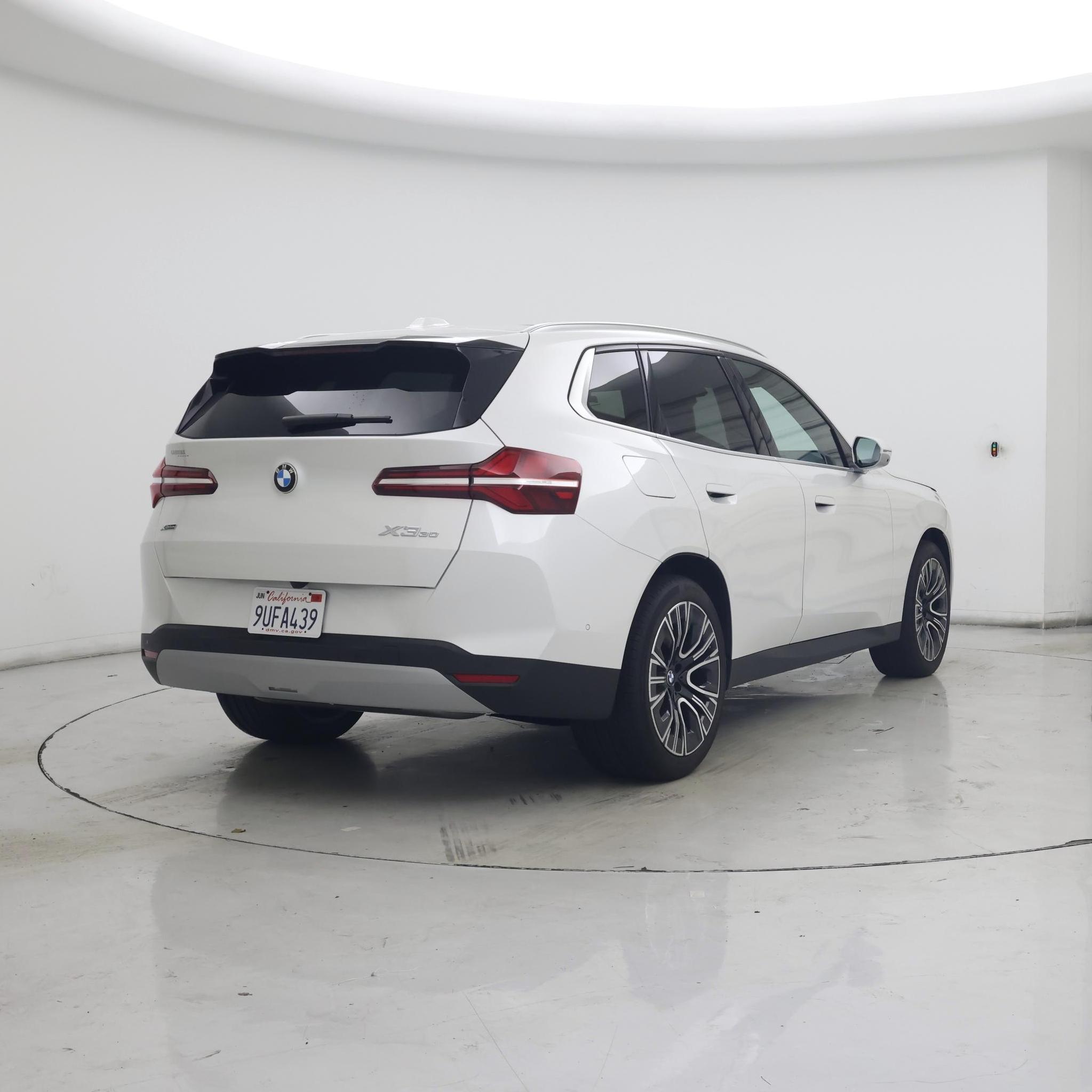 Thumbnail: 2025 BMW X3 - 8