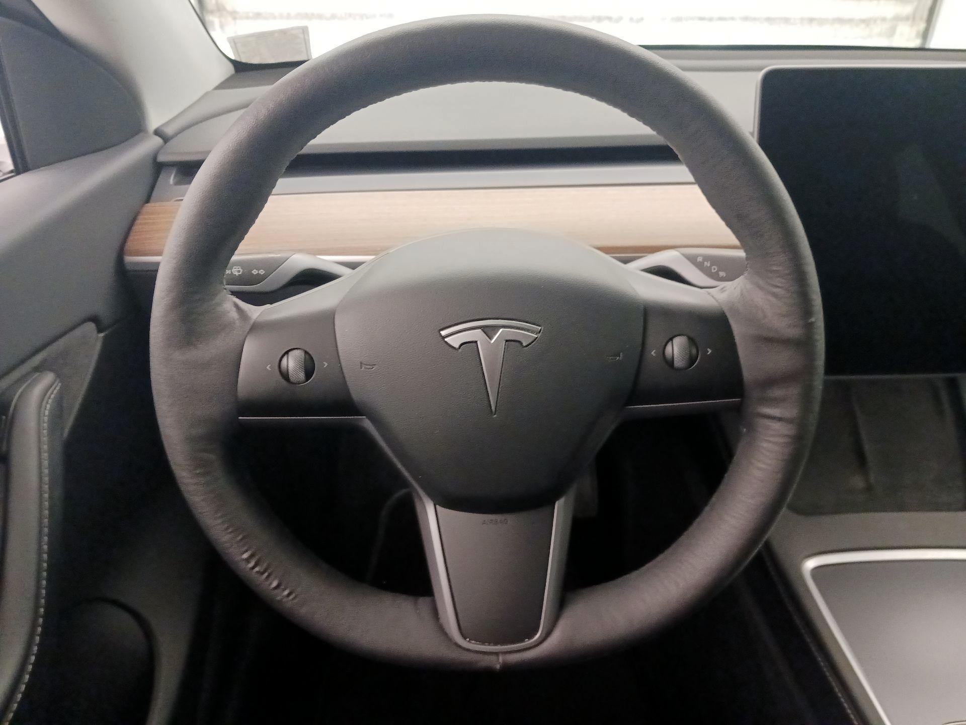 Thumbnail: 2022 Tesla Model Y - 10