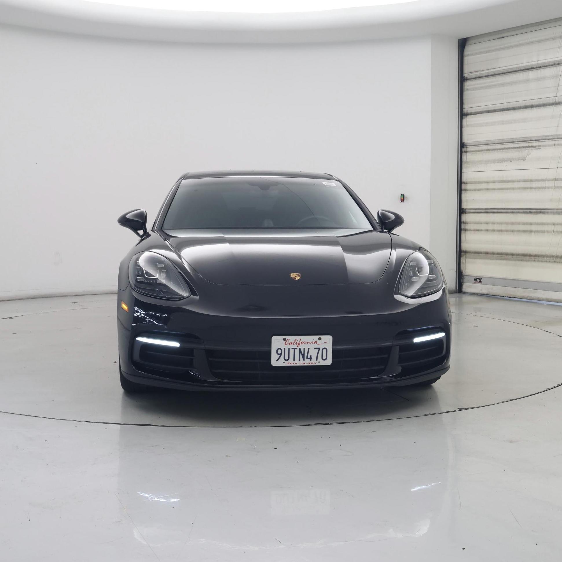 Thumbnail: 2020 Porsche Panamera - 5