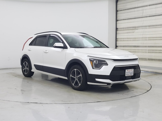 White 2023 Kia Niro EX FWD SUV / Crossover Front-Wheel Drive Automatic