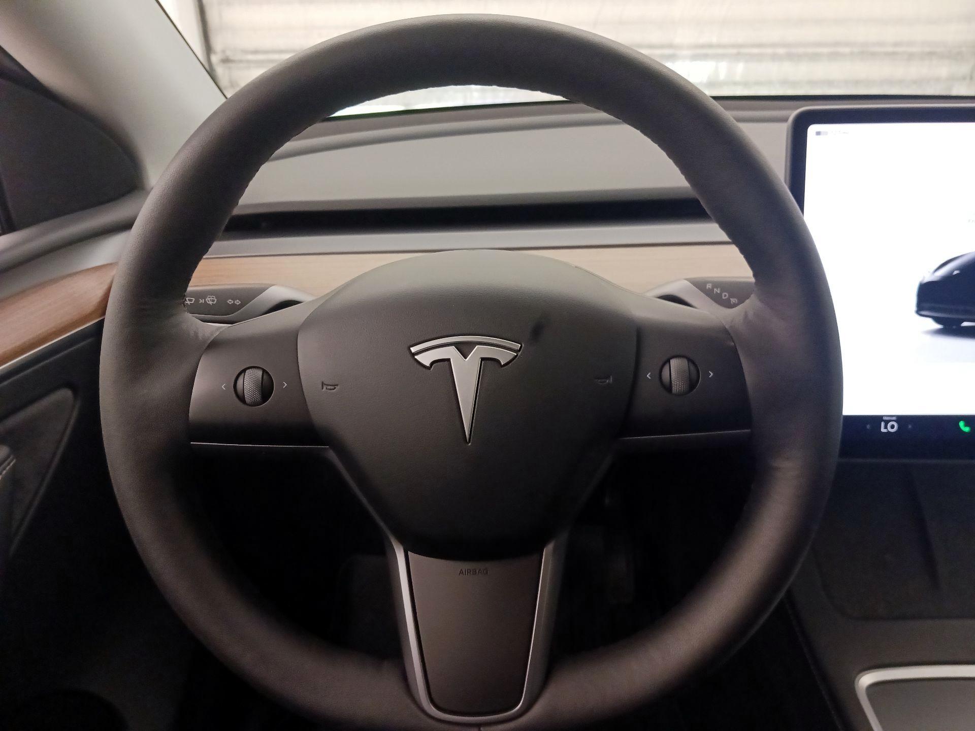 Thumbnail: 2024 Tesla Model Y - 10