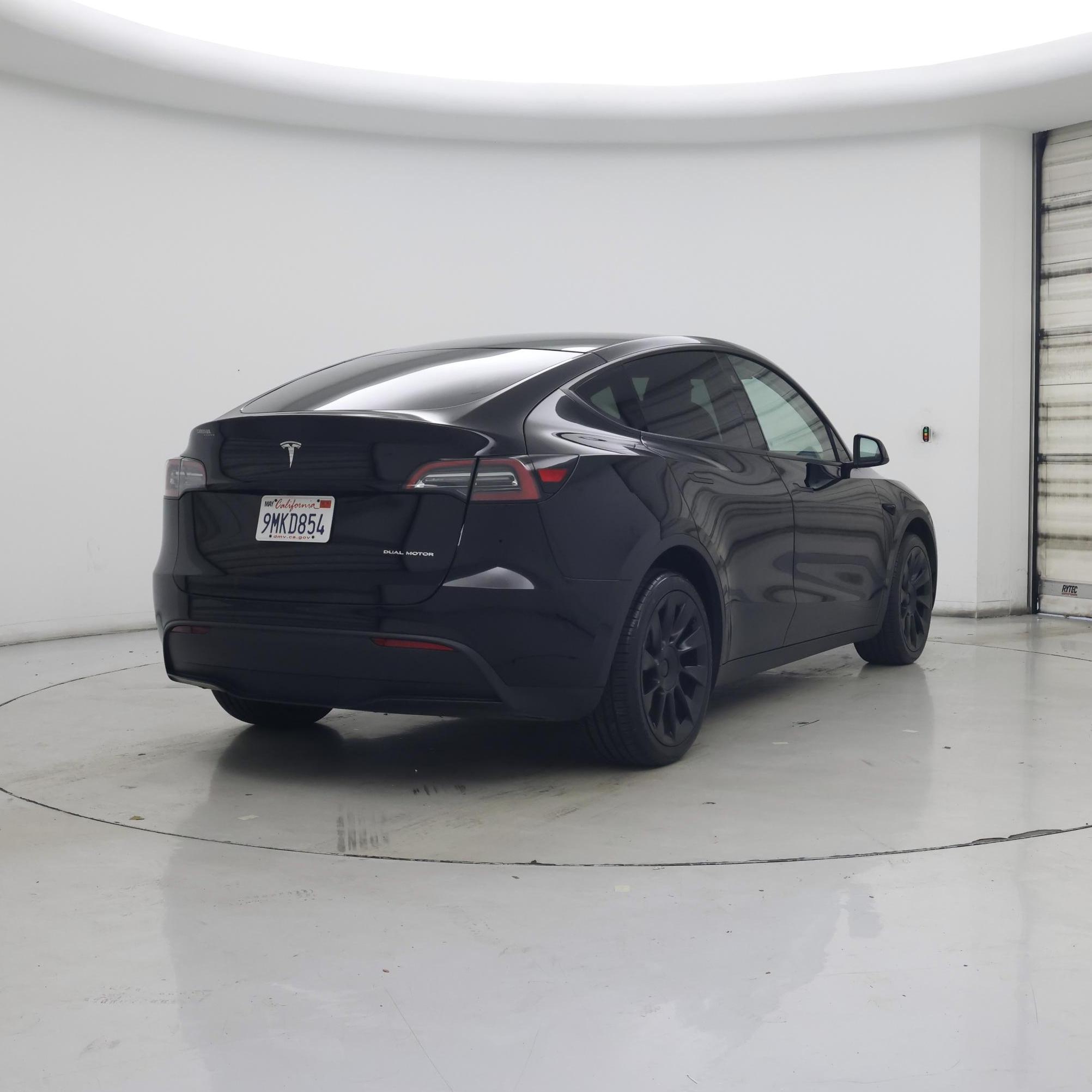 Thumbnail: 2024 Tesla Model Y - 8