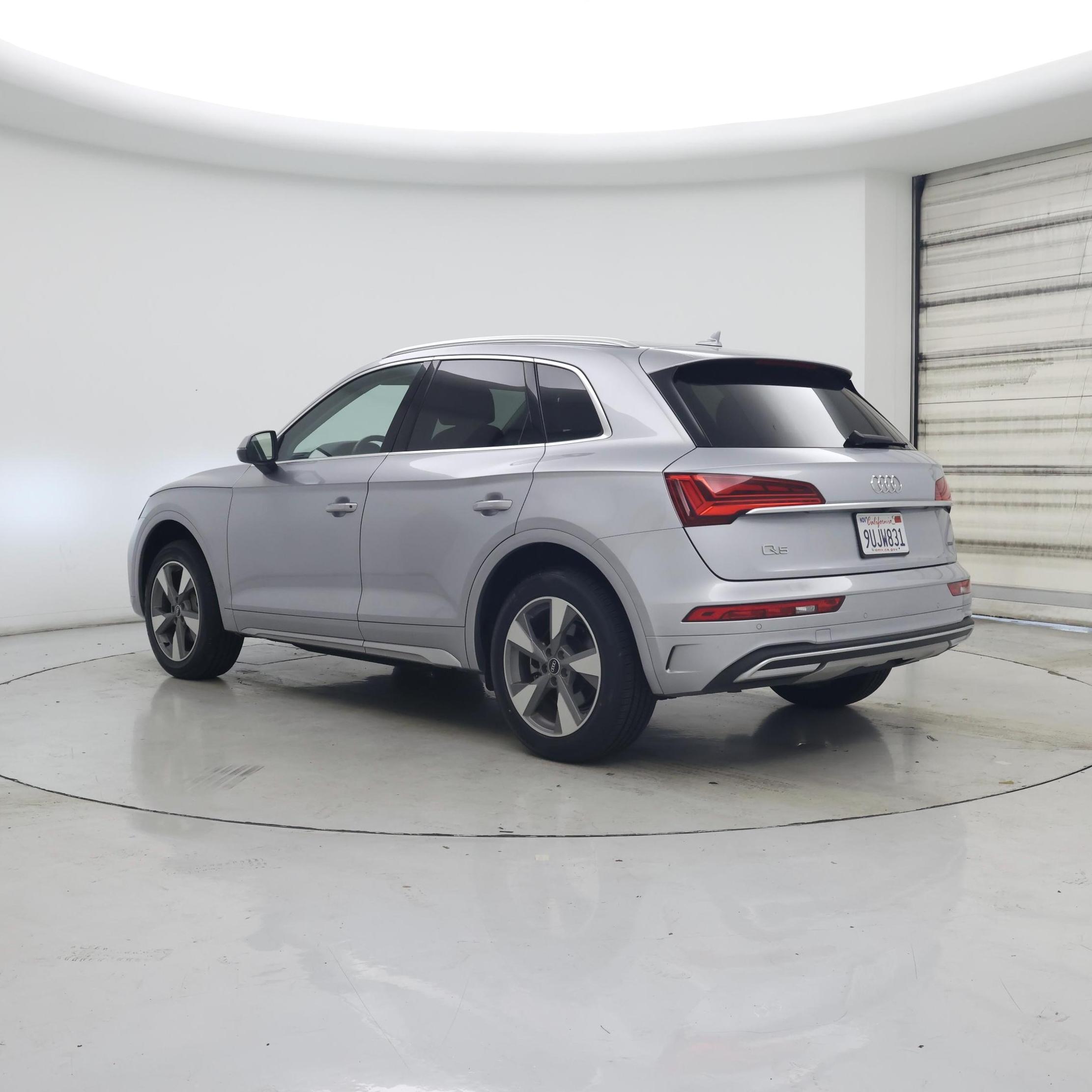 Thumbnail: 2023 Audi Q5 - 2