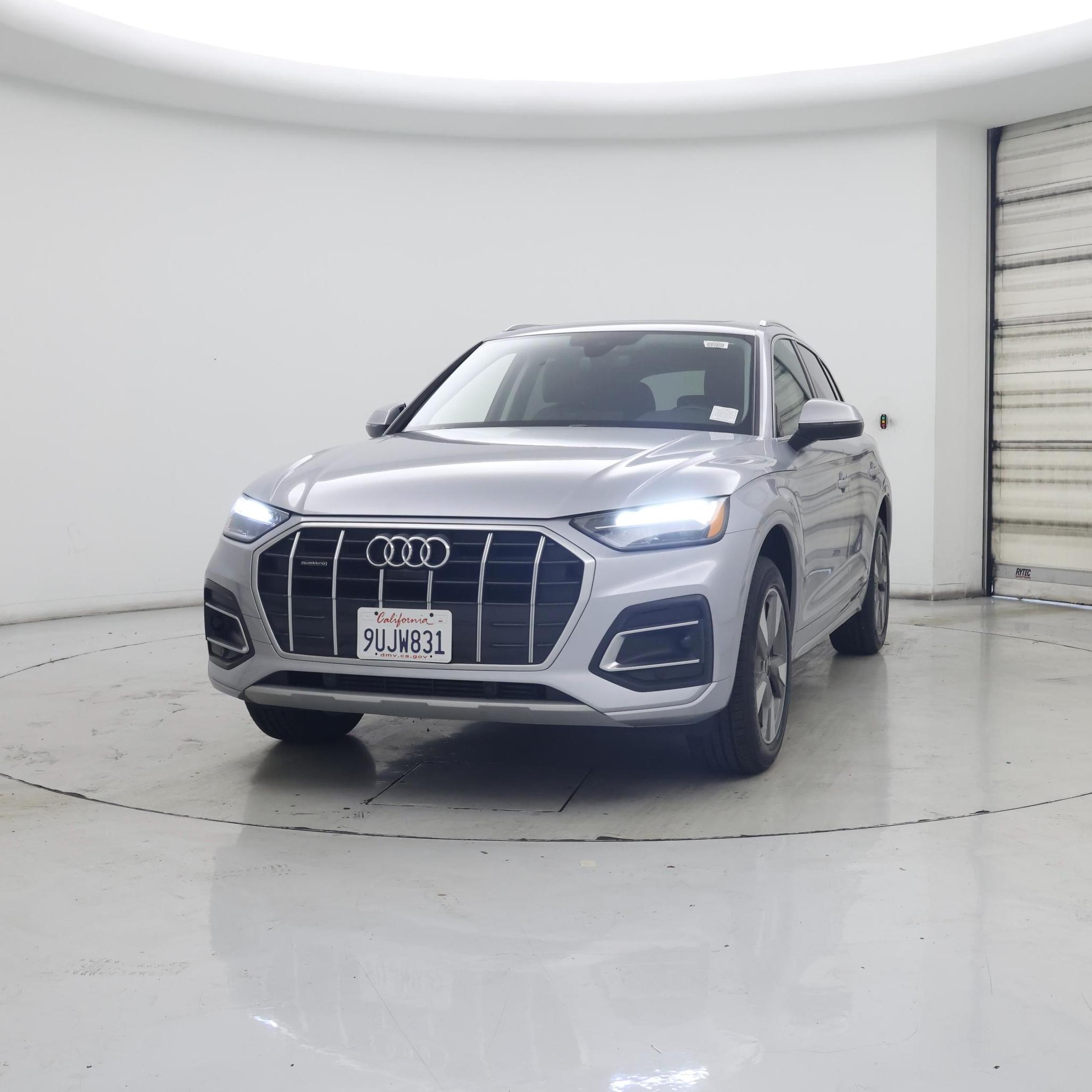 Thumbnail: 2023 Audi Q5 - 4