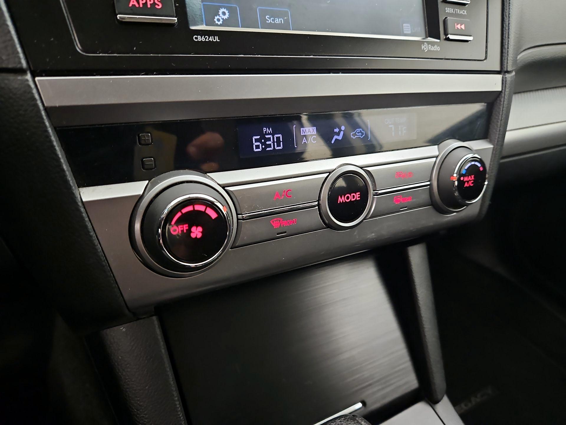 Thumbnail: 2015 Subaru Legacy - 16