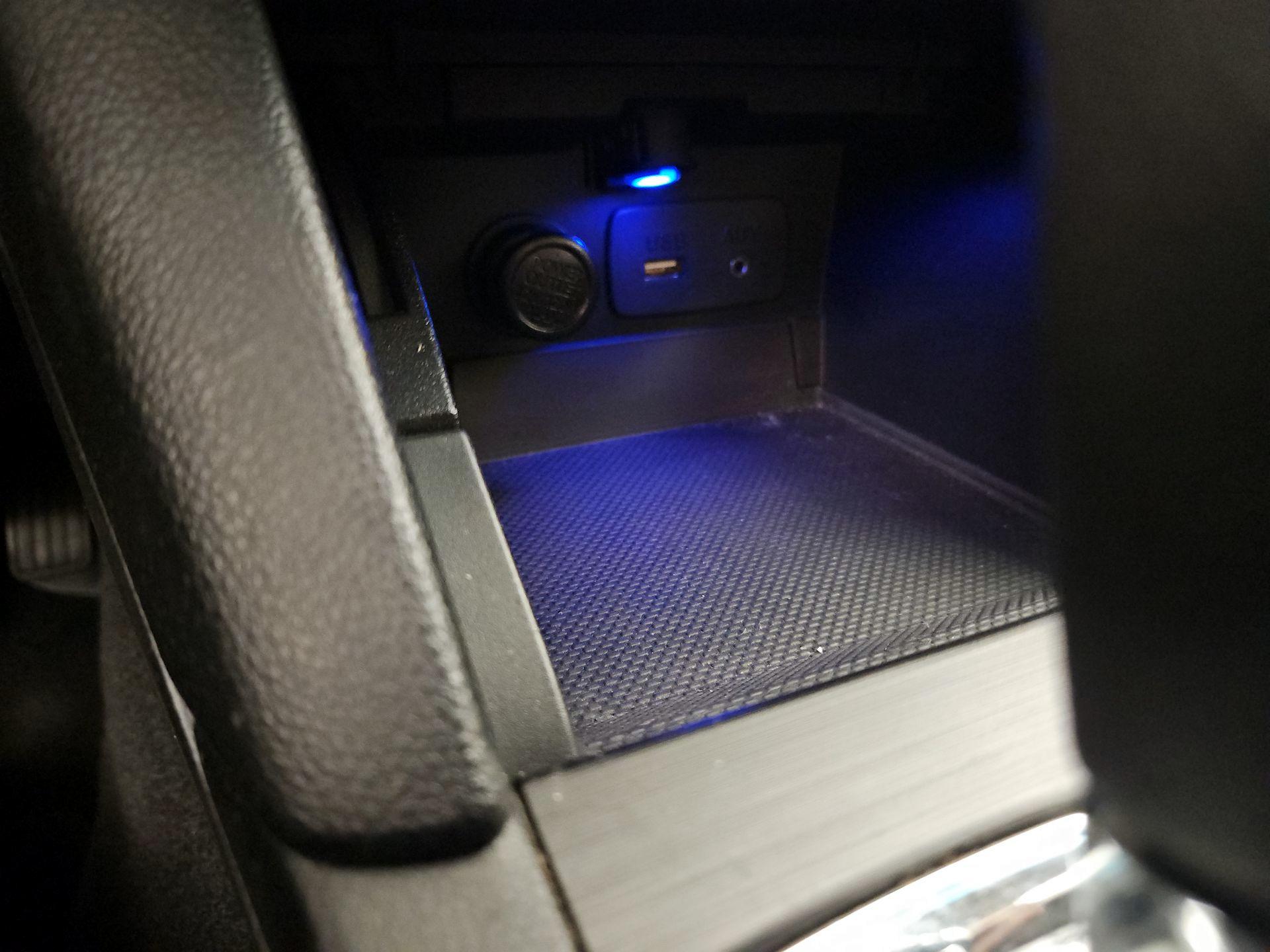 Thumbnail: 2015 Subaru Legacy - 18