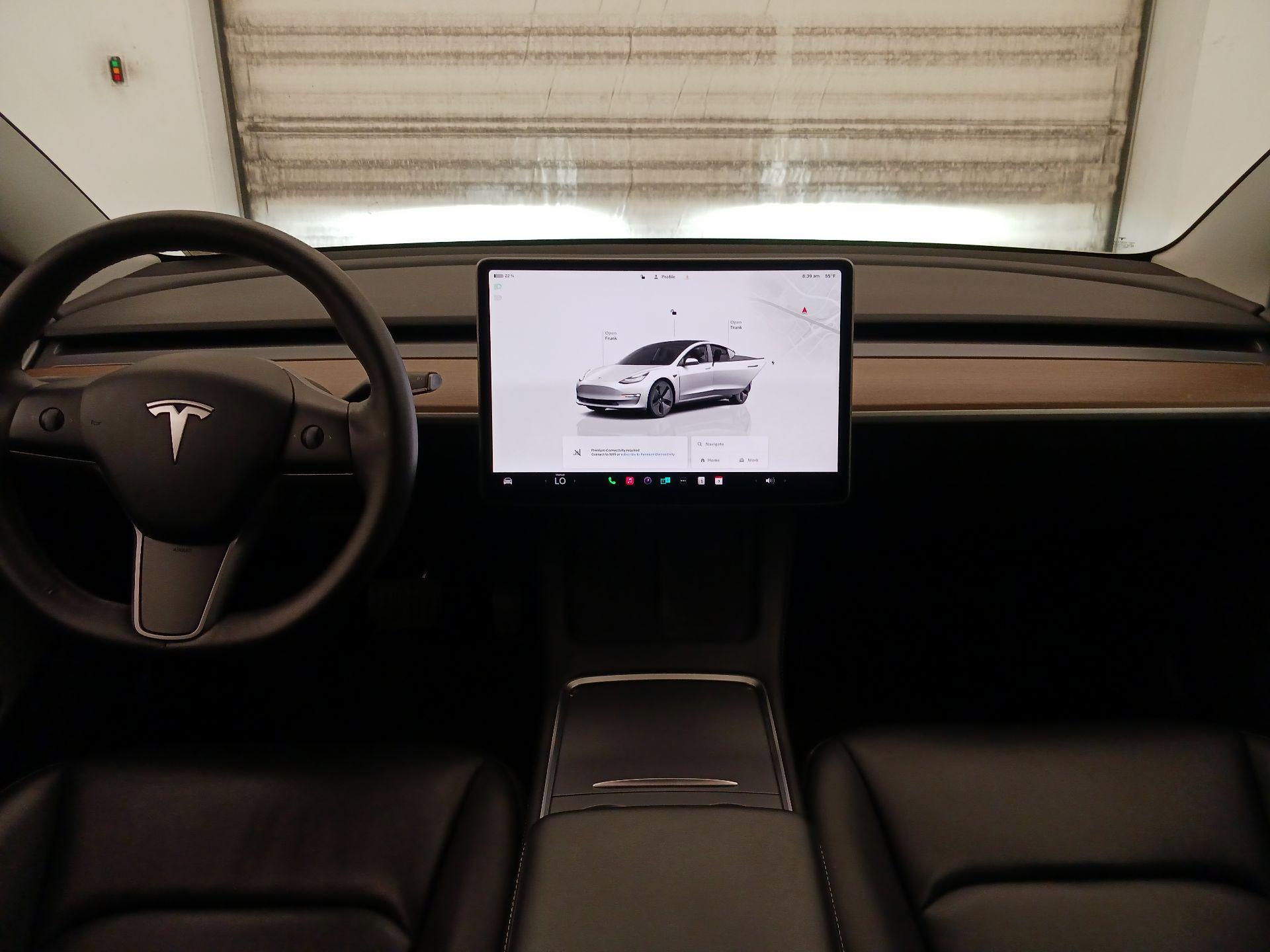 Thumbnail: 2022 Tesla Model 3 - 9