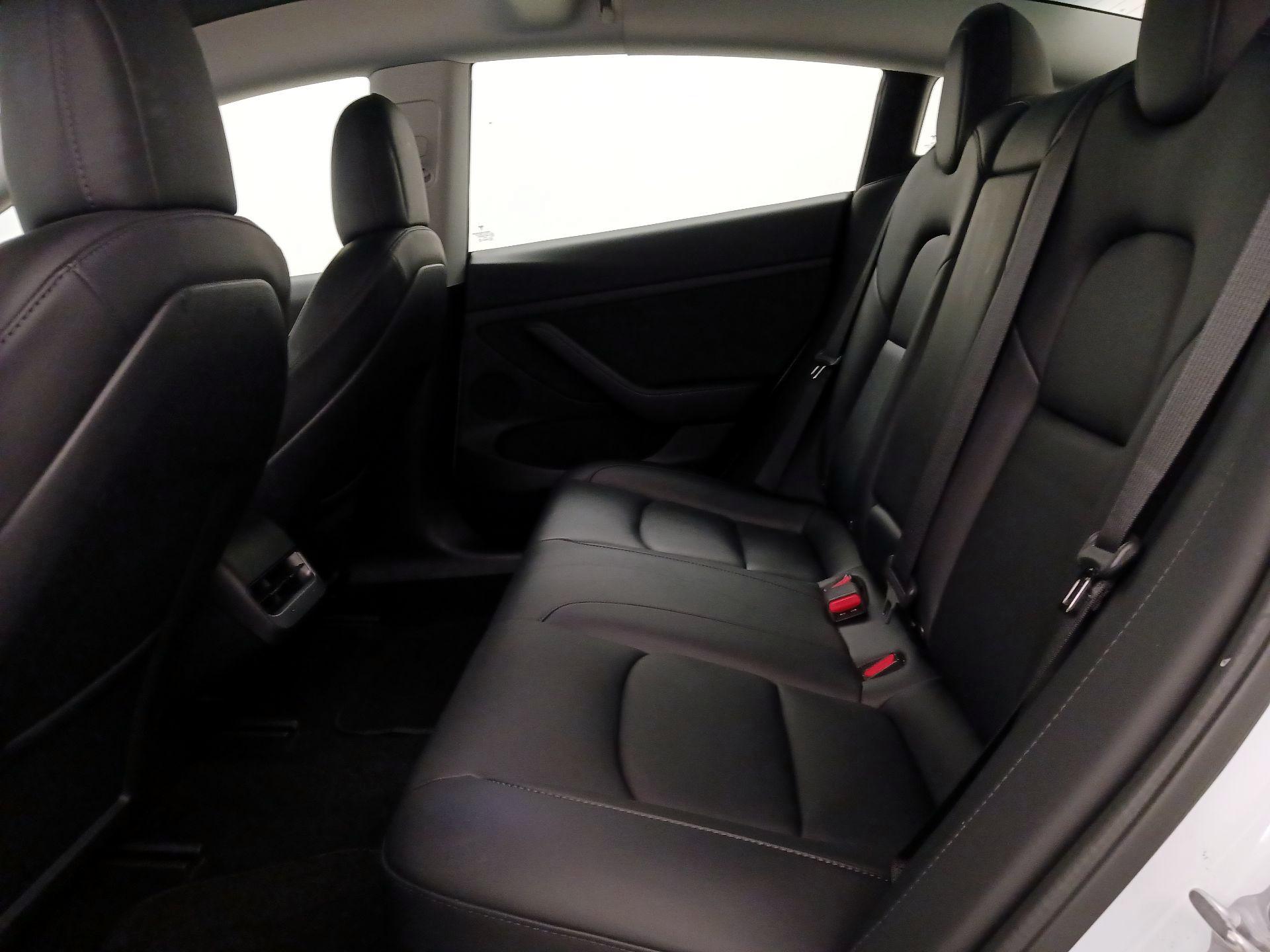 Thumbnail: 2022 Tesla Model 3 - 20