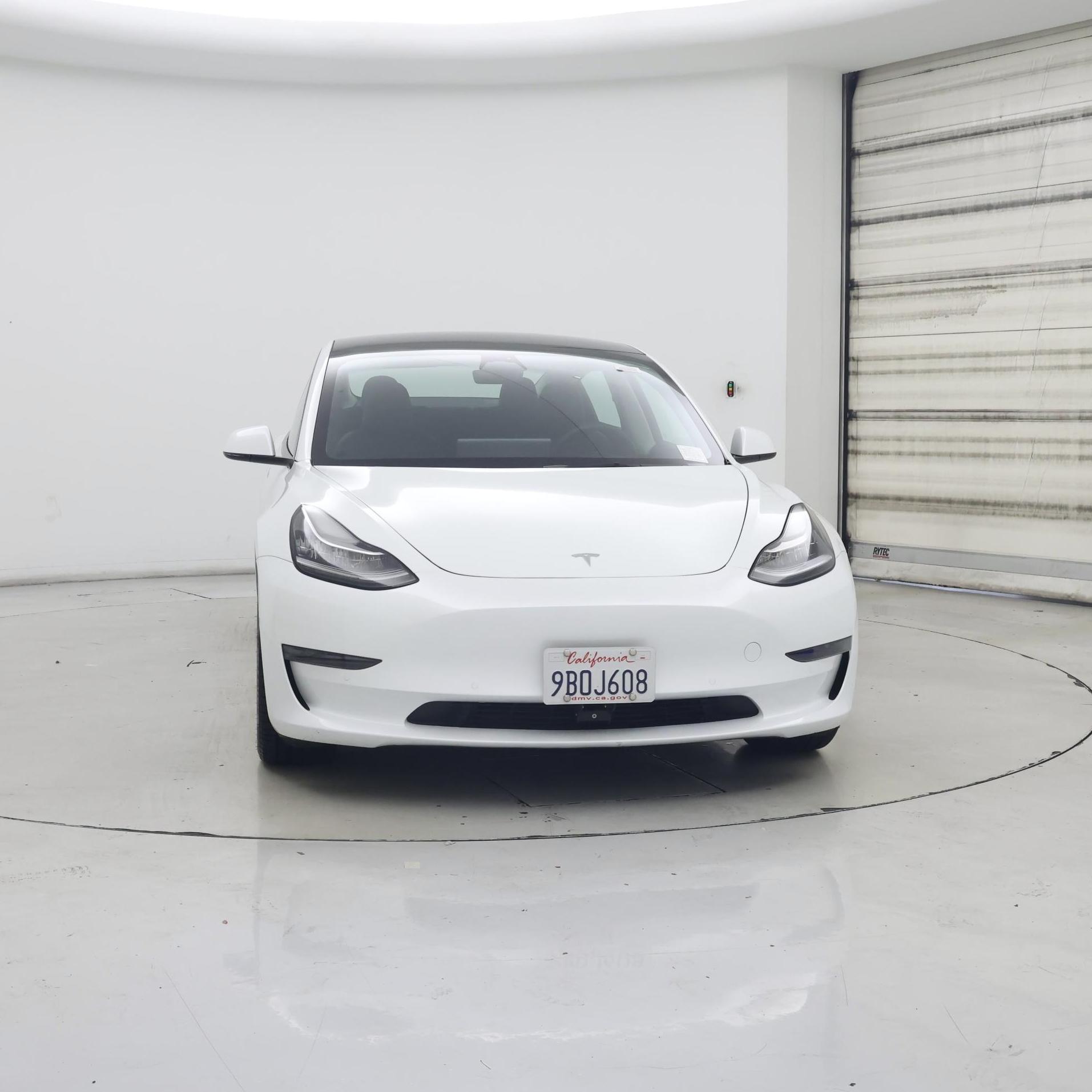 Thumbnail: 2022 Tesla Model 3 - 5