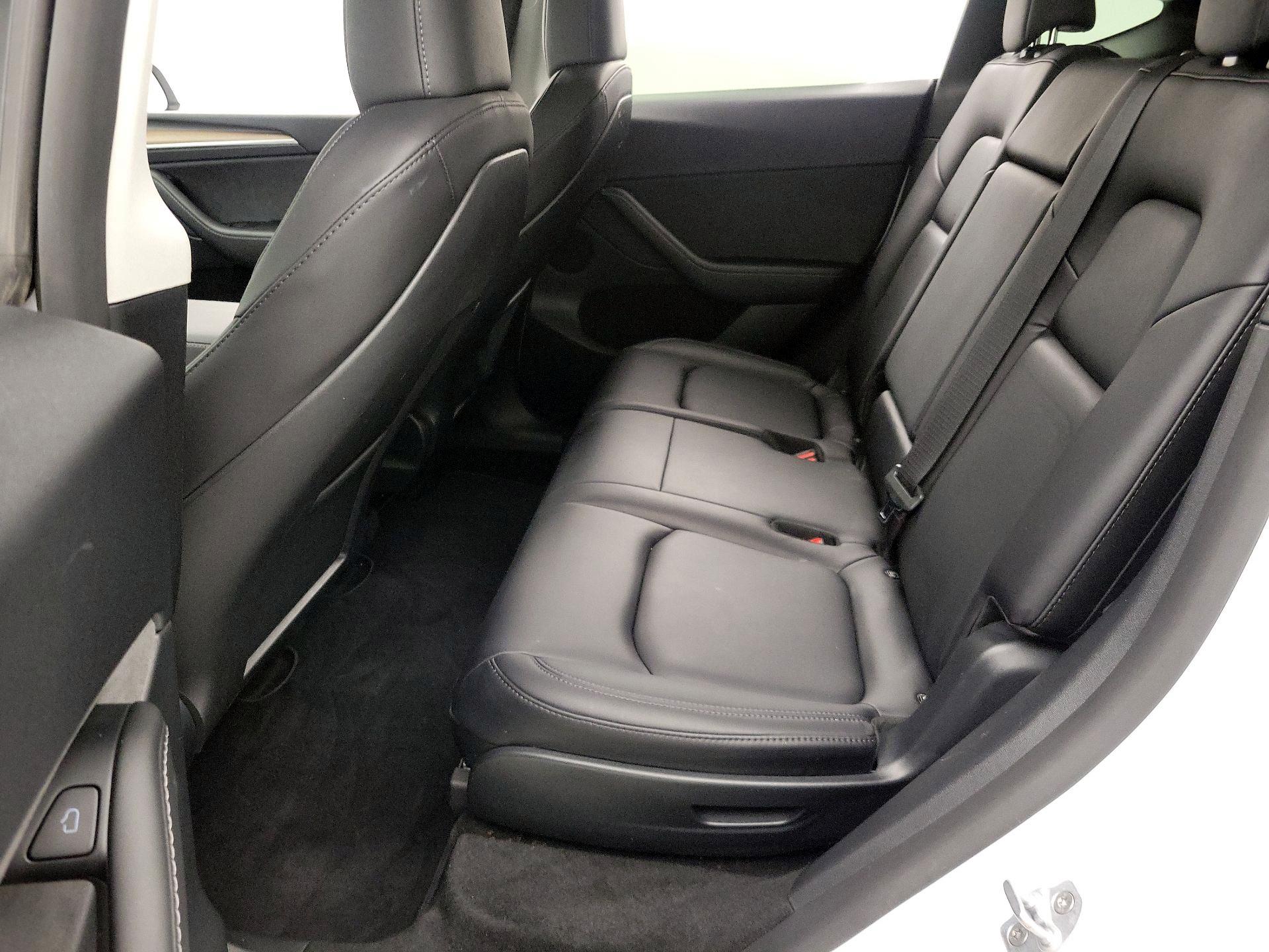 Thumbnail: 2023 Tesla Model Y - 18