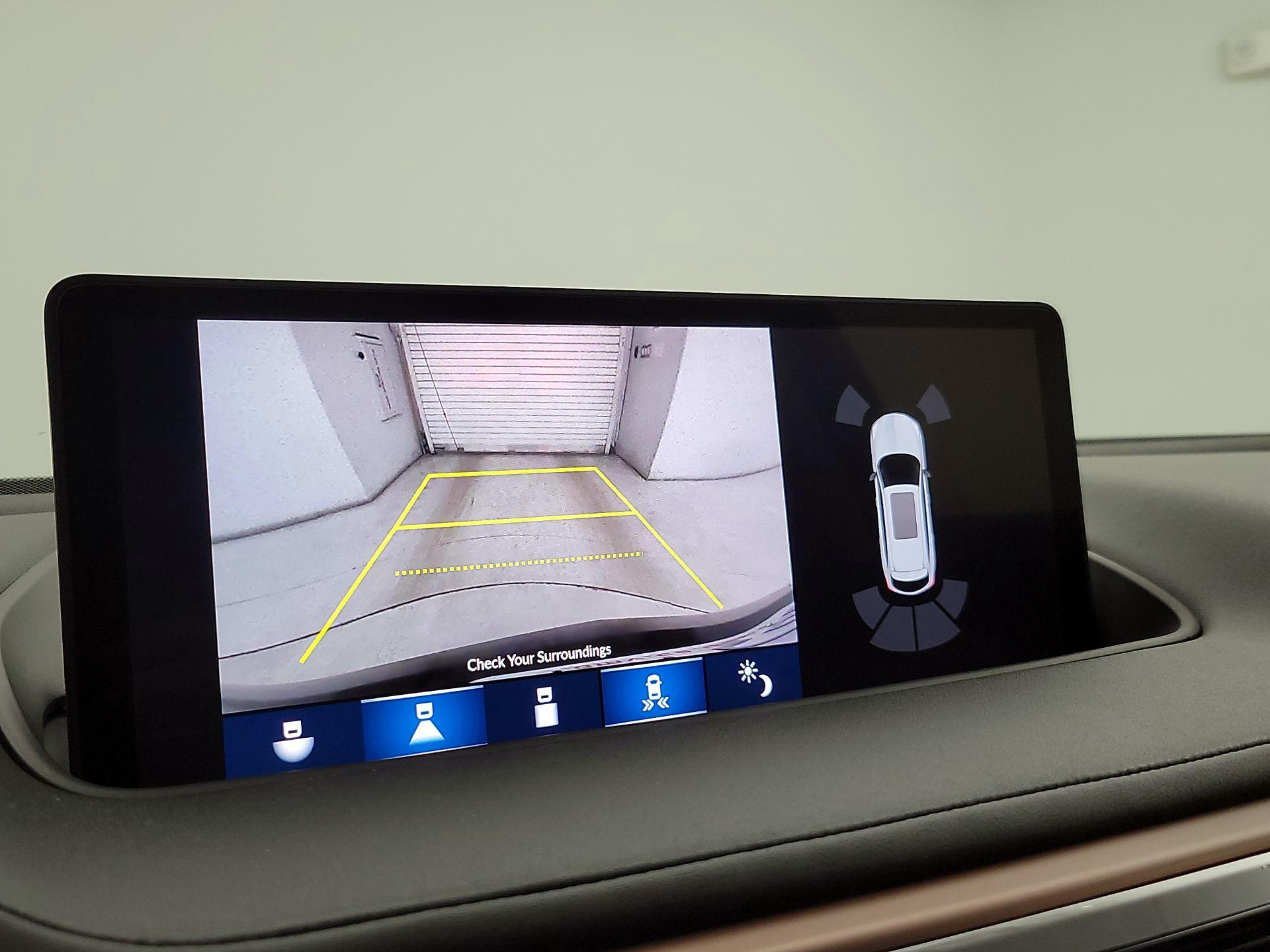 Thumbnail: 2023 Acura MDX - 15