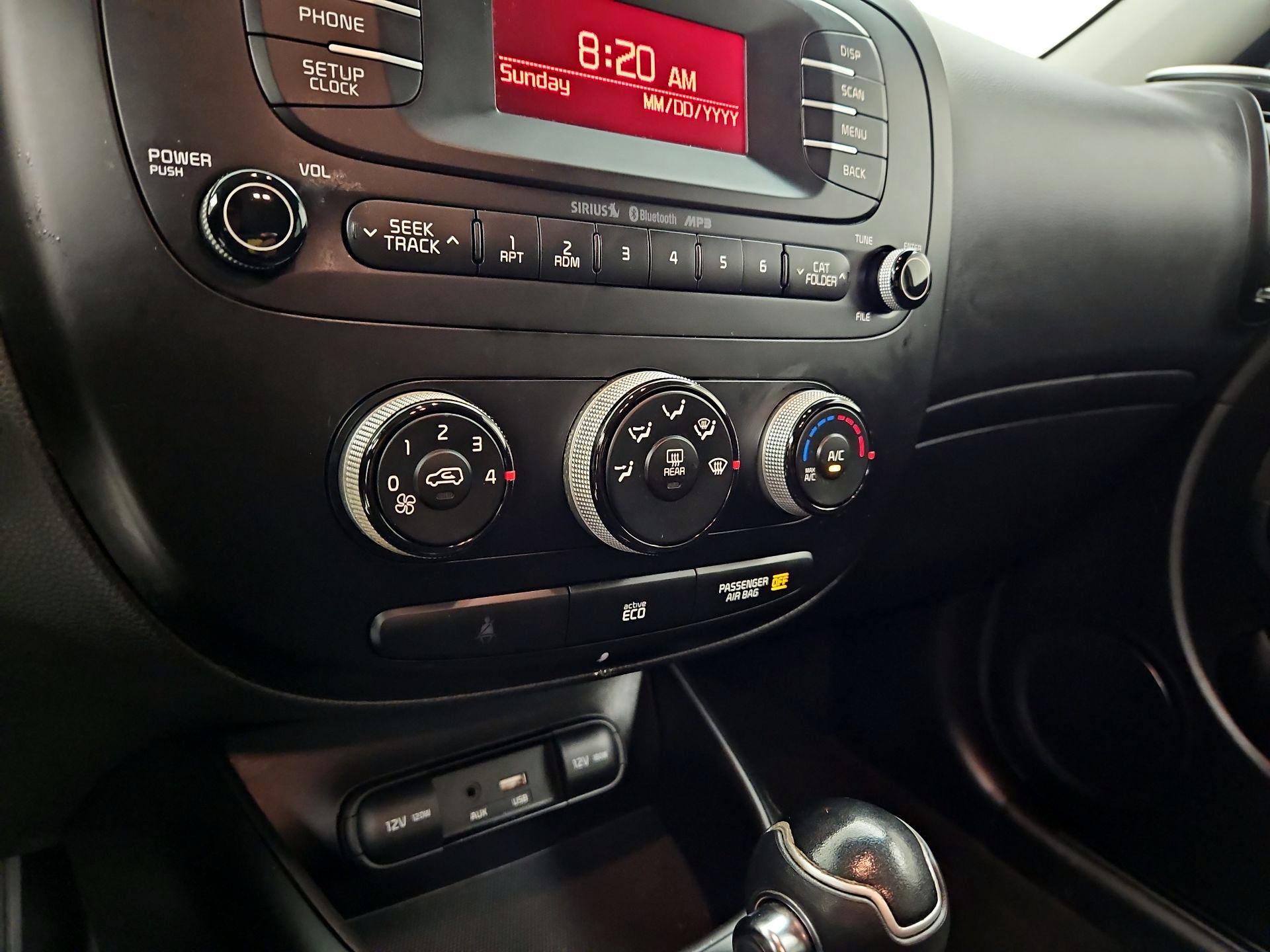 Thumbnail: 2016 Kia Soul - 15