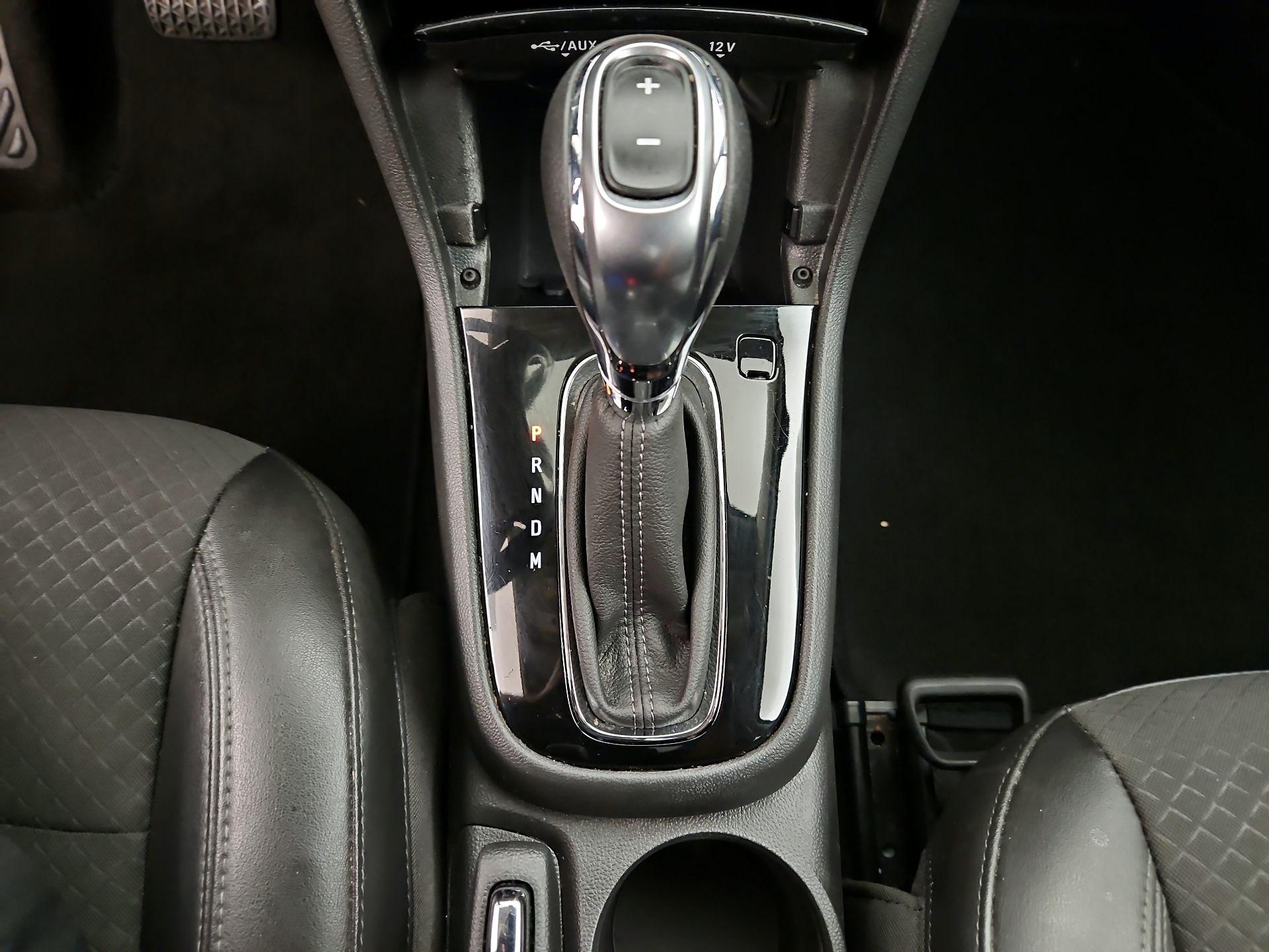 Thumbnail: 2019 Buick Encore - 17