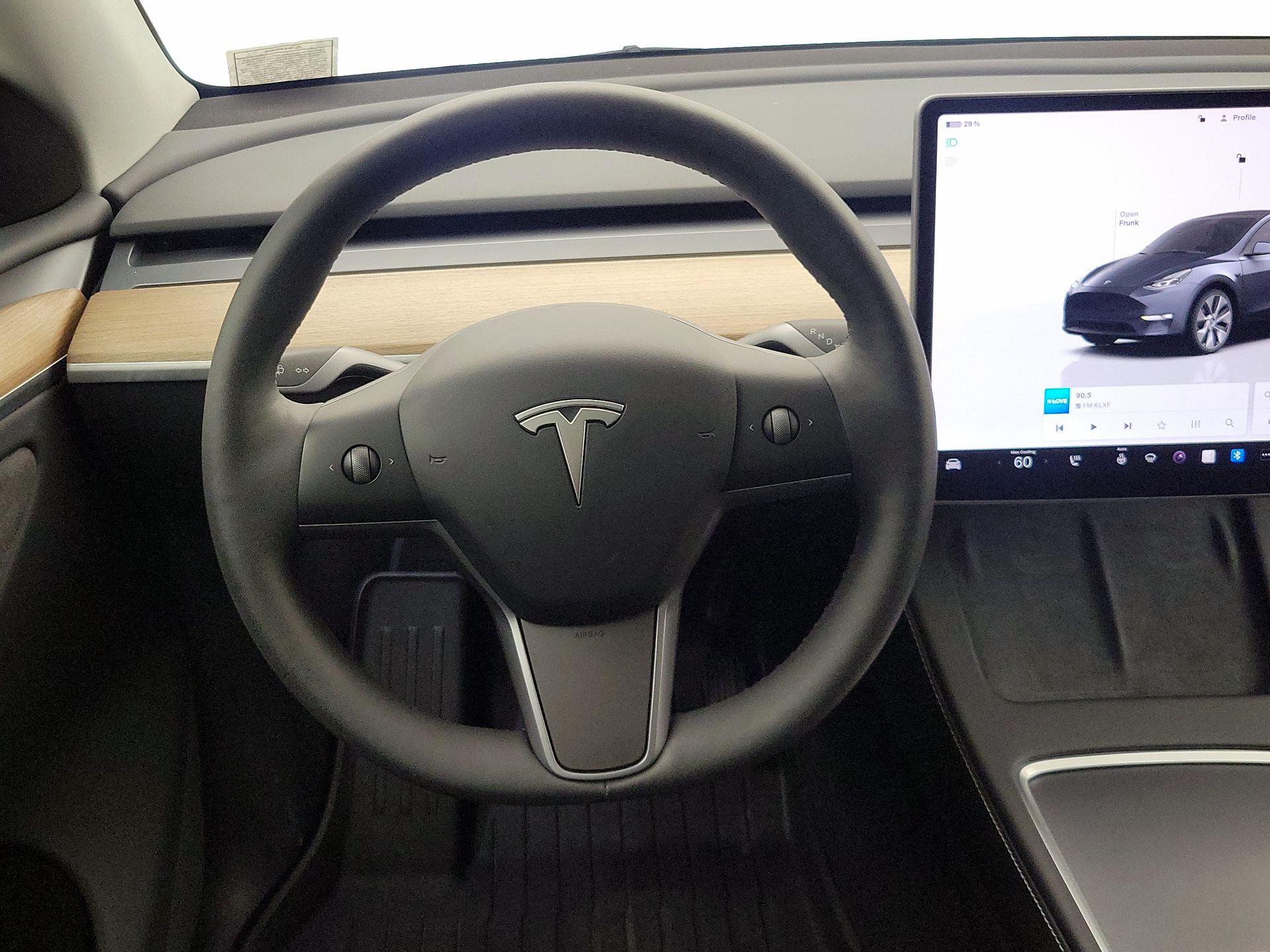 Thumbnail: 2023 Tesla Model Y - 10