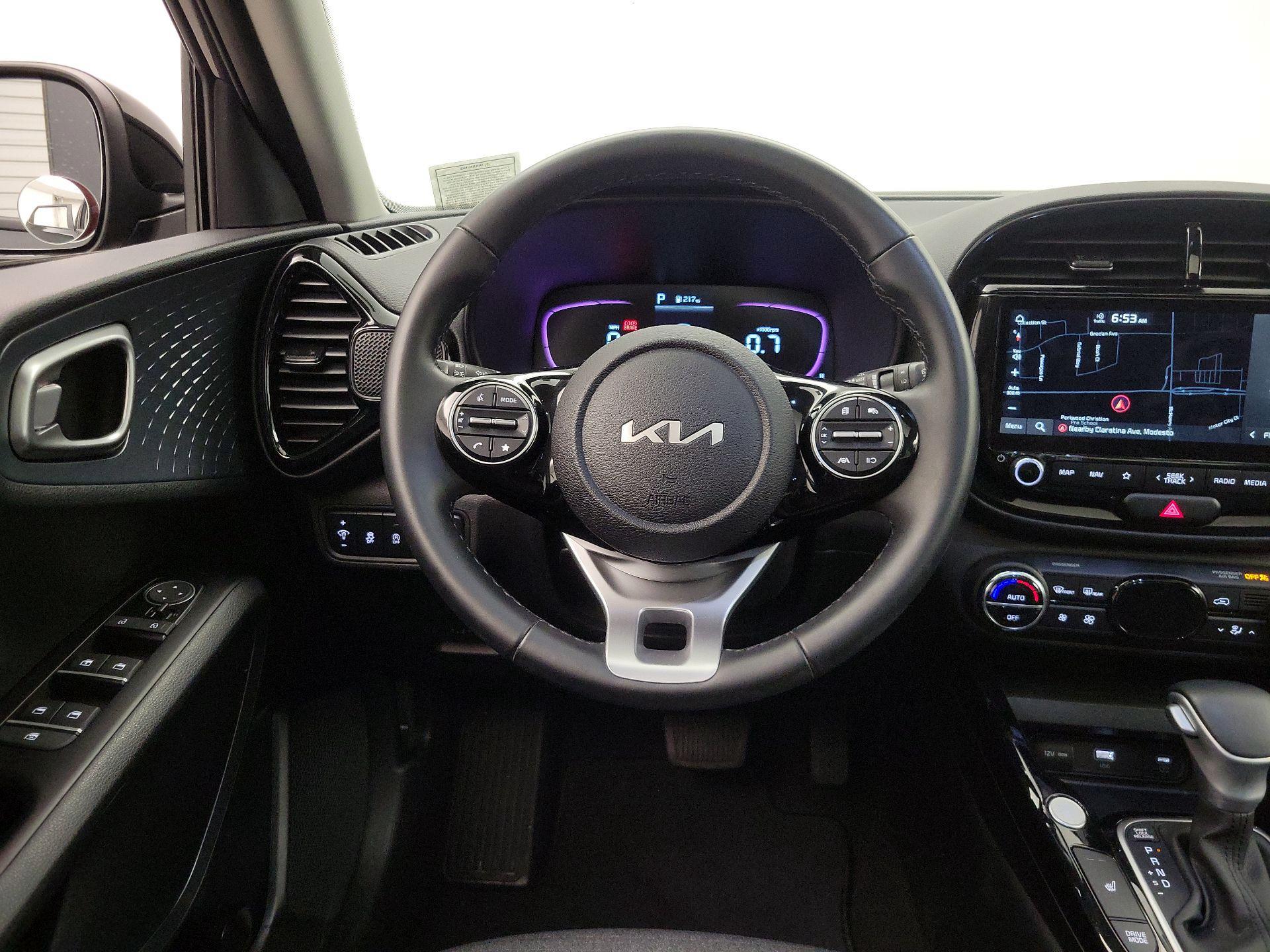 Thumbnail: 2023 Kia Soul - 10