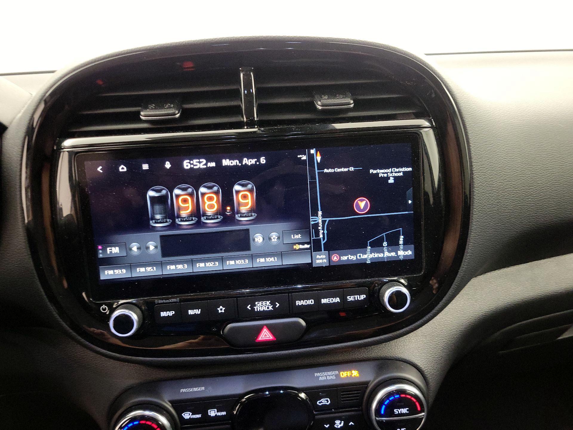 Thumbnail: 2023 Kia Soul - 16