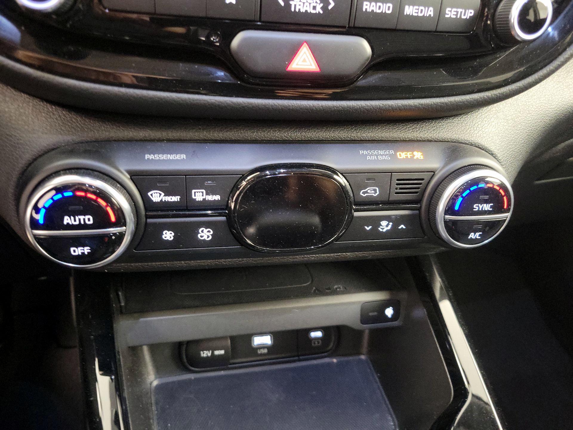 Thumbnail: 2023 Kia Soul - 17